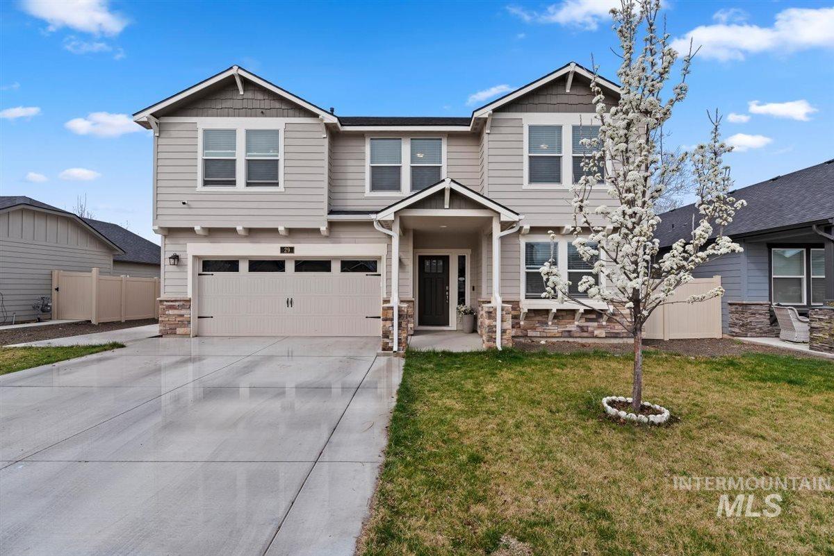 29 N Mingus Ave, Nampa, Idaho 83651, 4 Bedrooms, 3 Bathrooms, Residential For Sale, Price $535,999, 98979491