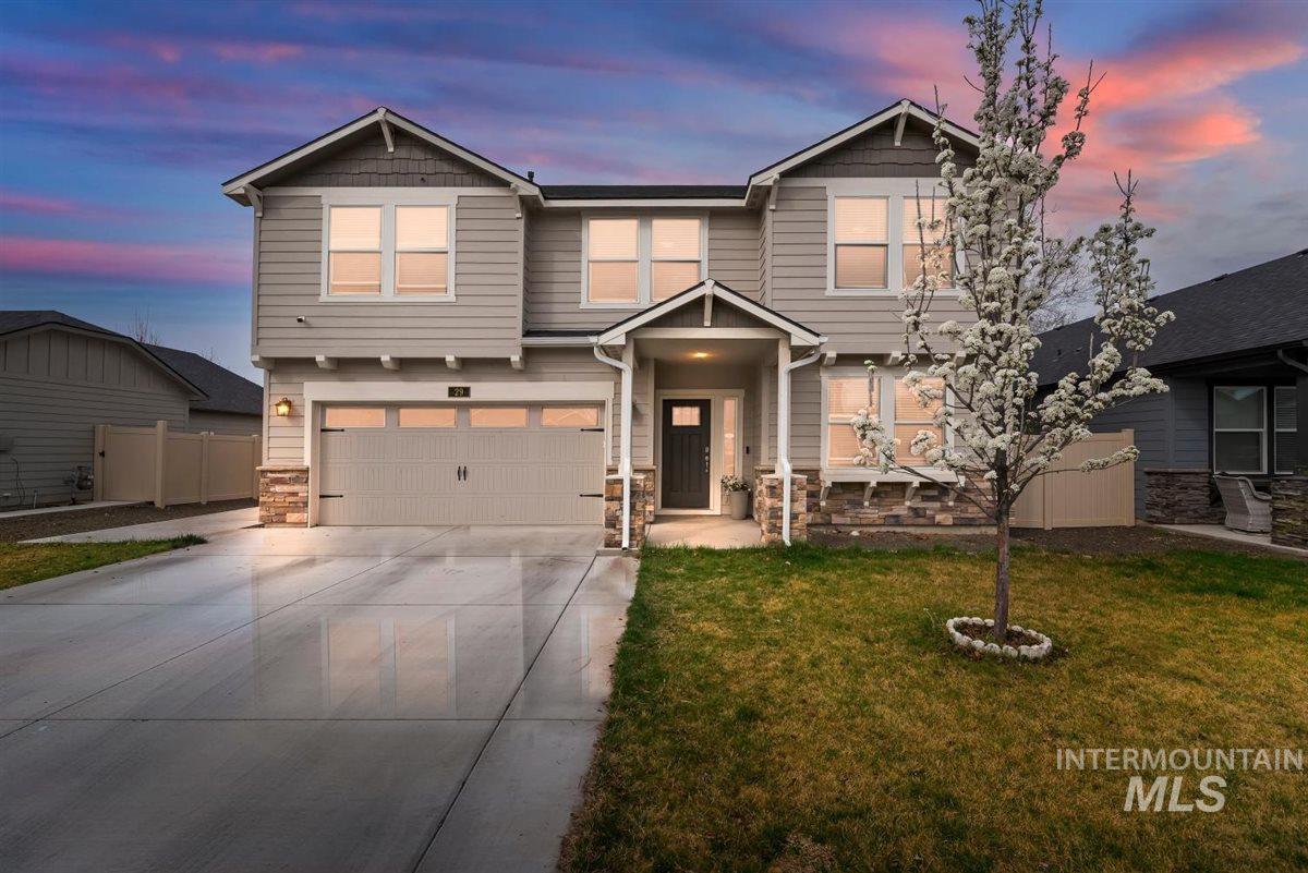 29 N Mingus Ave, Nampa, Idaho 83651, 4 Bedrooms, 3 Bathrooms, Residential For Sale, Price $535,999, 98979491