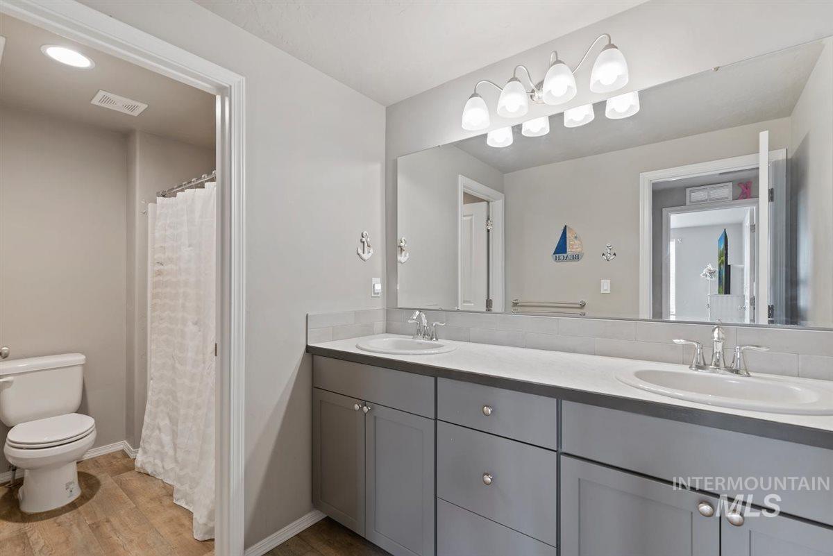 29 N Mingus Ave, Nampa, Idaho 83651, 4 Bedrooms, 3 Bathrooms, Residential For Sale, Price $535,999, 98979491