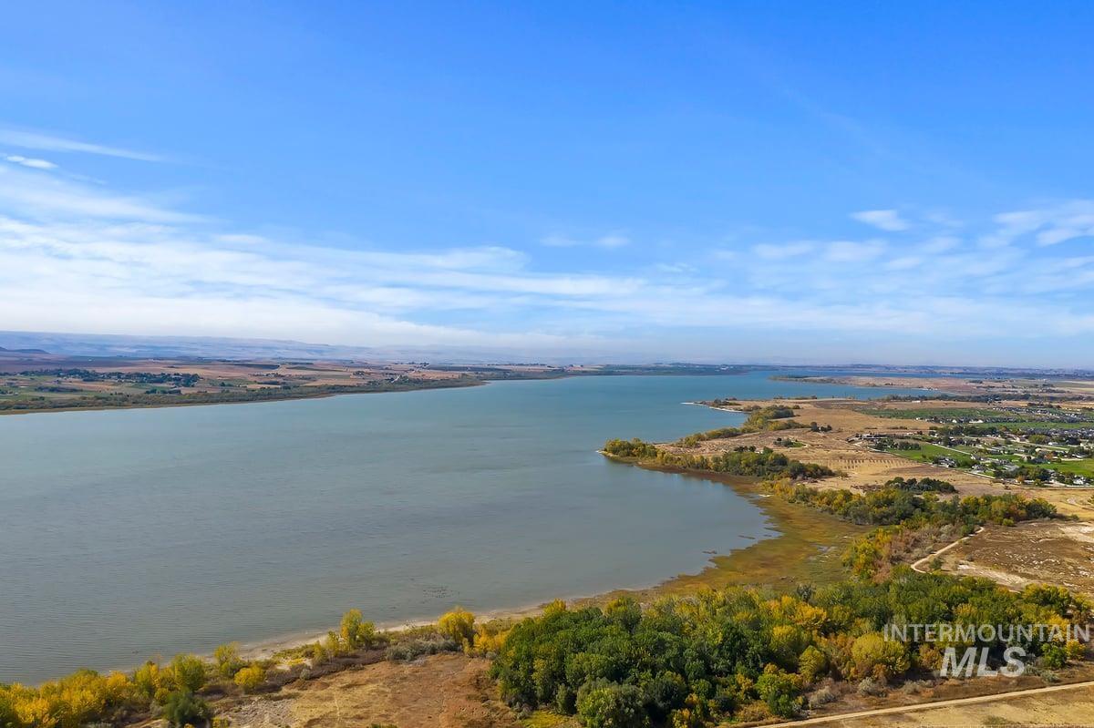 29 N Mingus Ave, Nampa, Idaho 83651, 4 Bedrooms, 3 Bathrooms, Residential For Sale, Price $535,999, 98979491