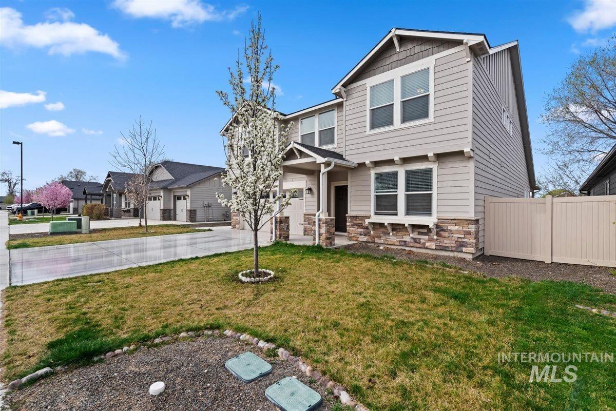 29 N Mingus Ave, Nampa, Idaho 83651, 4 Bedrooms, 3 Bathrooms, Residential For Sale, Price $535,999, 98979491