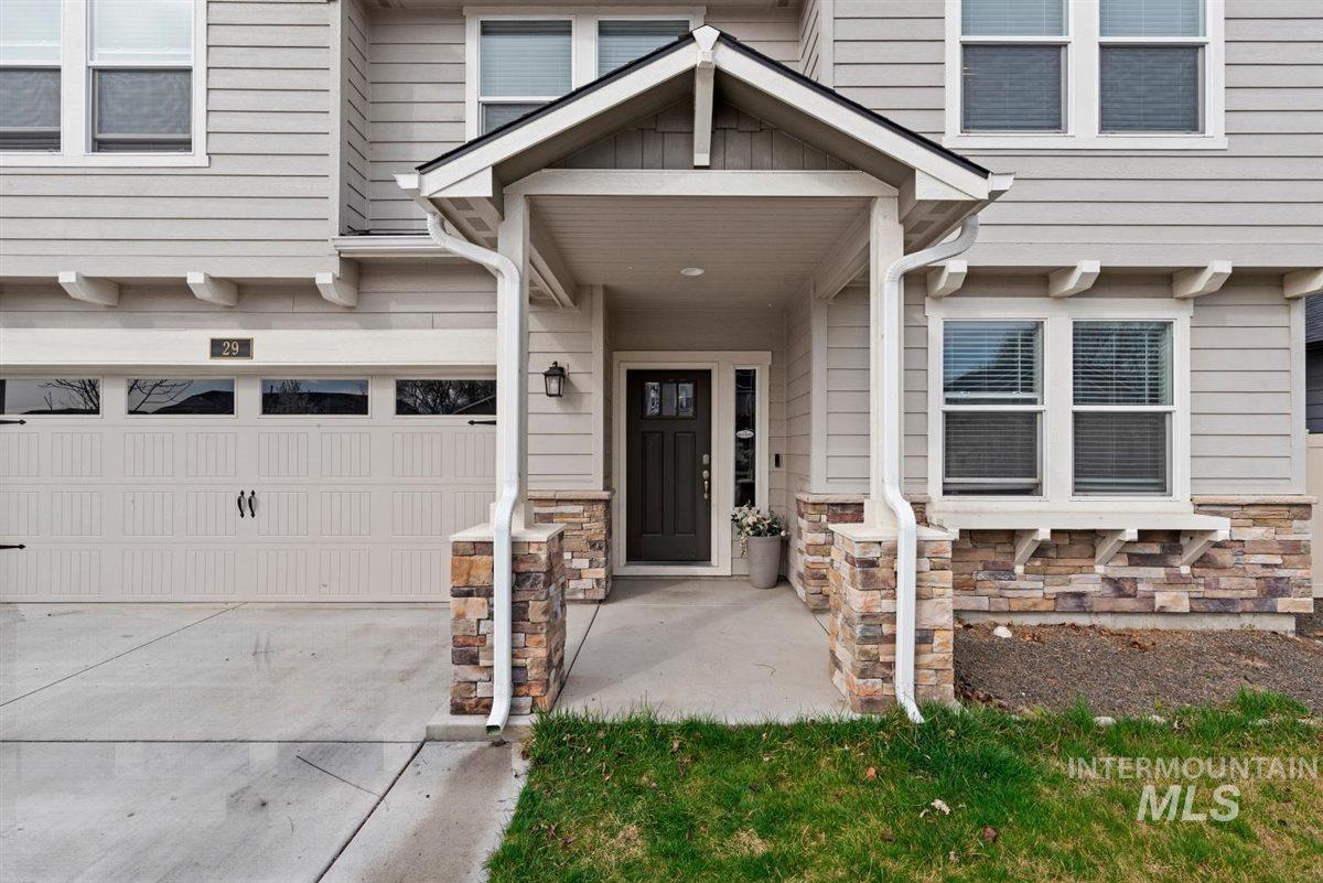 29 N Mingus Ave, Nampa, Idaho 83651, 4 Bedrooms, 3 Bathrooms, Residential For Sale, Price $490,900, 98979491
