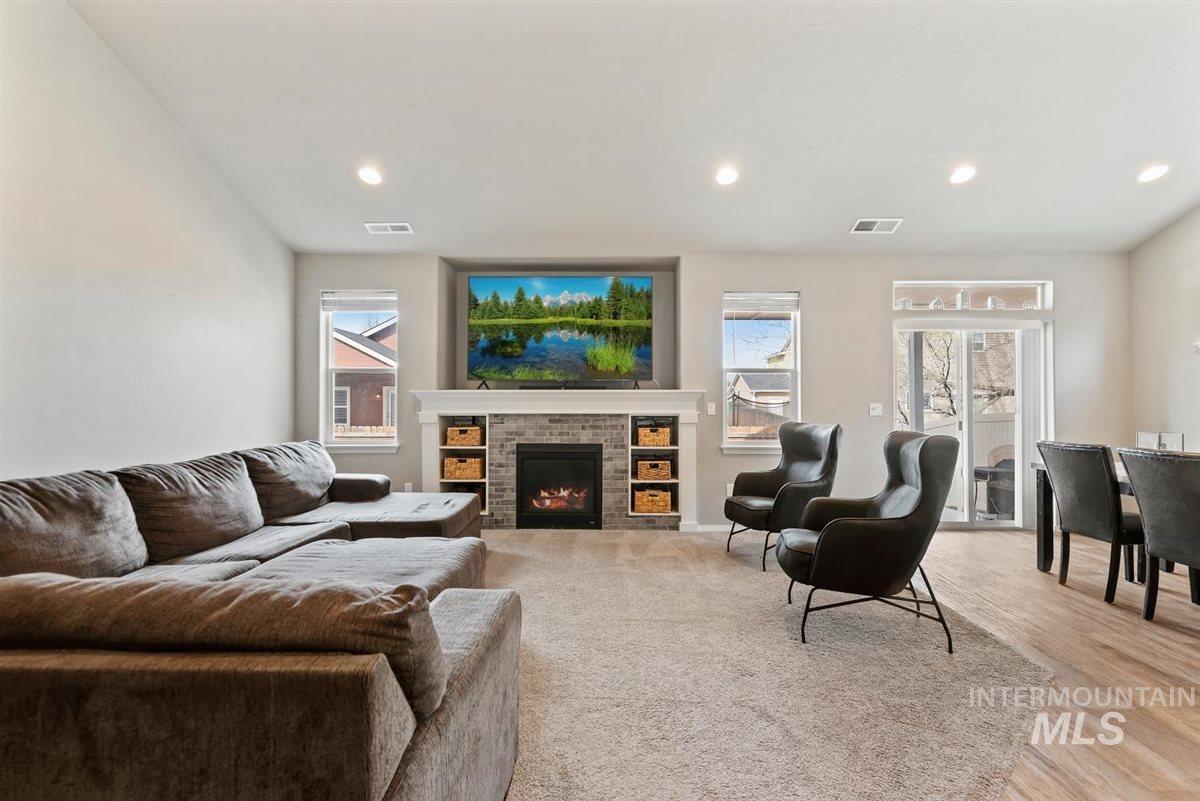 29 N Mingus Ave, Nampa, Idaho 83651, 4 Bedrooms, 3 Bathrooms, Residential For Sale, Price $535,999, 98979491