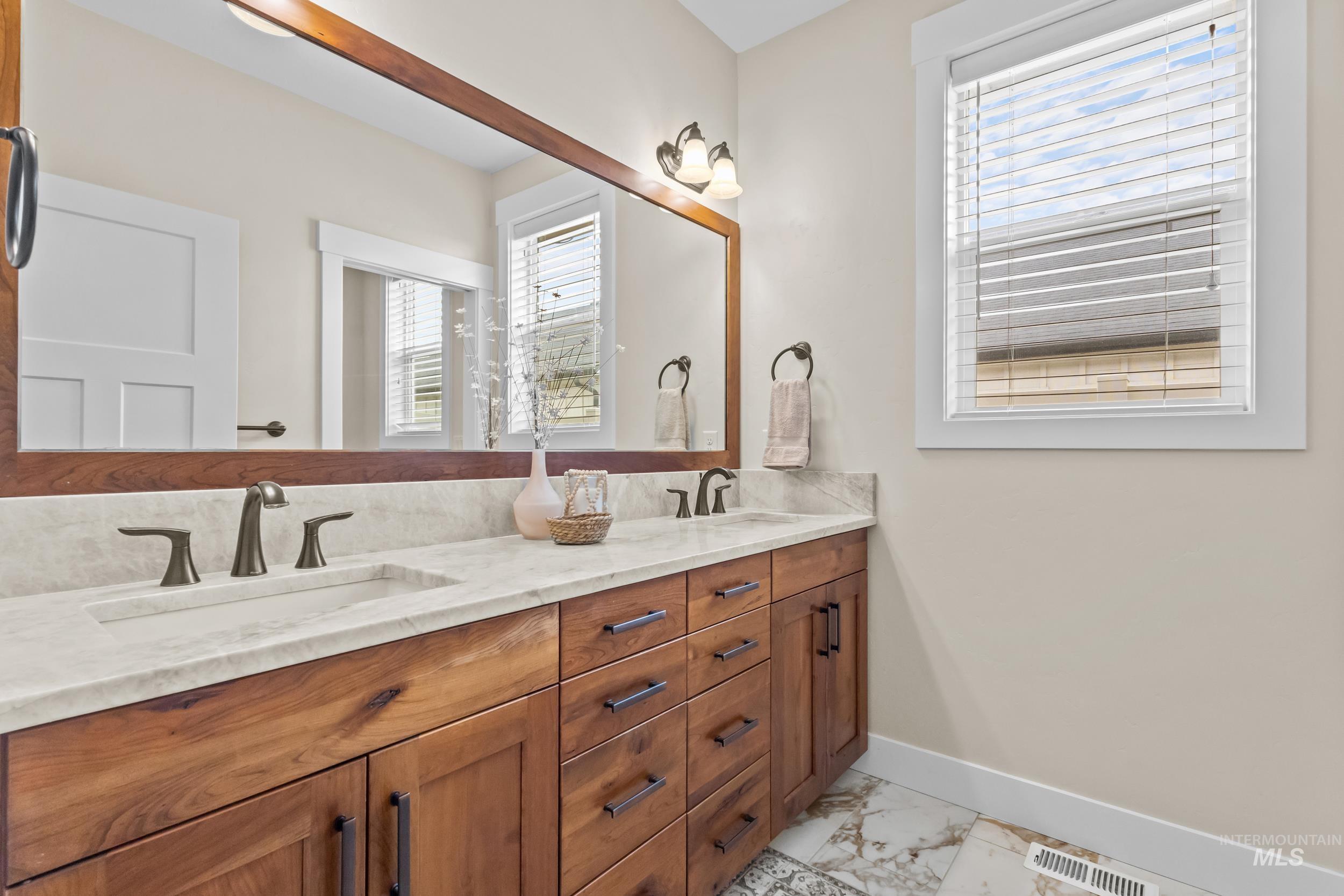 4518 Gap Creek Ave, Caldwell, Idaho 83607, 3 Bedrooms, 2.5 Bathrooms, Residential For Sale, Price $625,000, 98979492