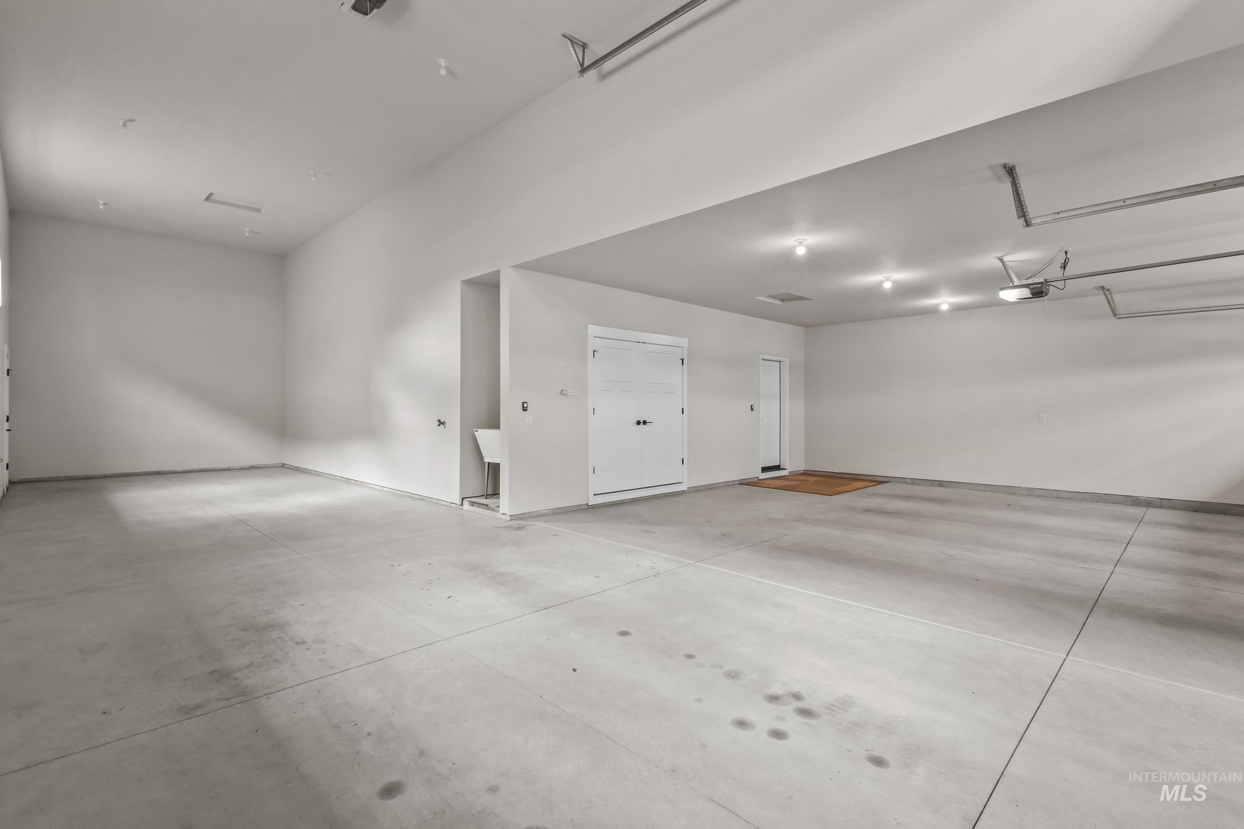 4518 Gap Creek Ave, Caldwell, Idaho 83607, 3 Bedrooms, 2.5 Bathrooms, Residential For Sale, Price $625,000, 98979492