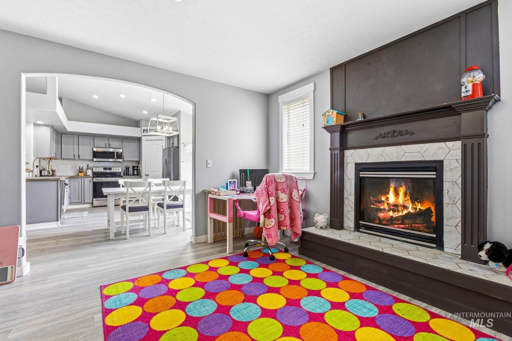 2713 Wintercrest, Caldwell, Idaho 83607, 3 Bedrooms, 2 Bathrooms, Residential For Sale, Price $375,000, 98979493