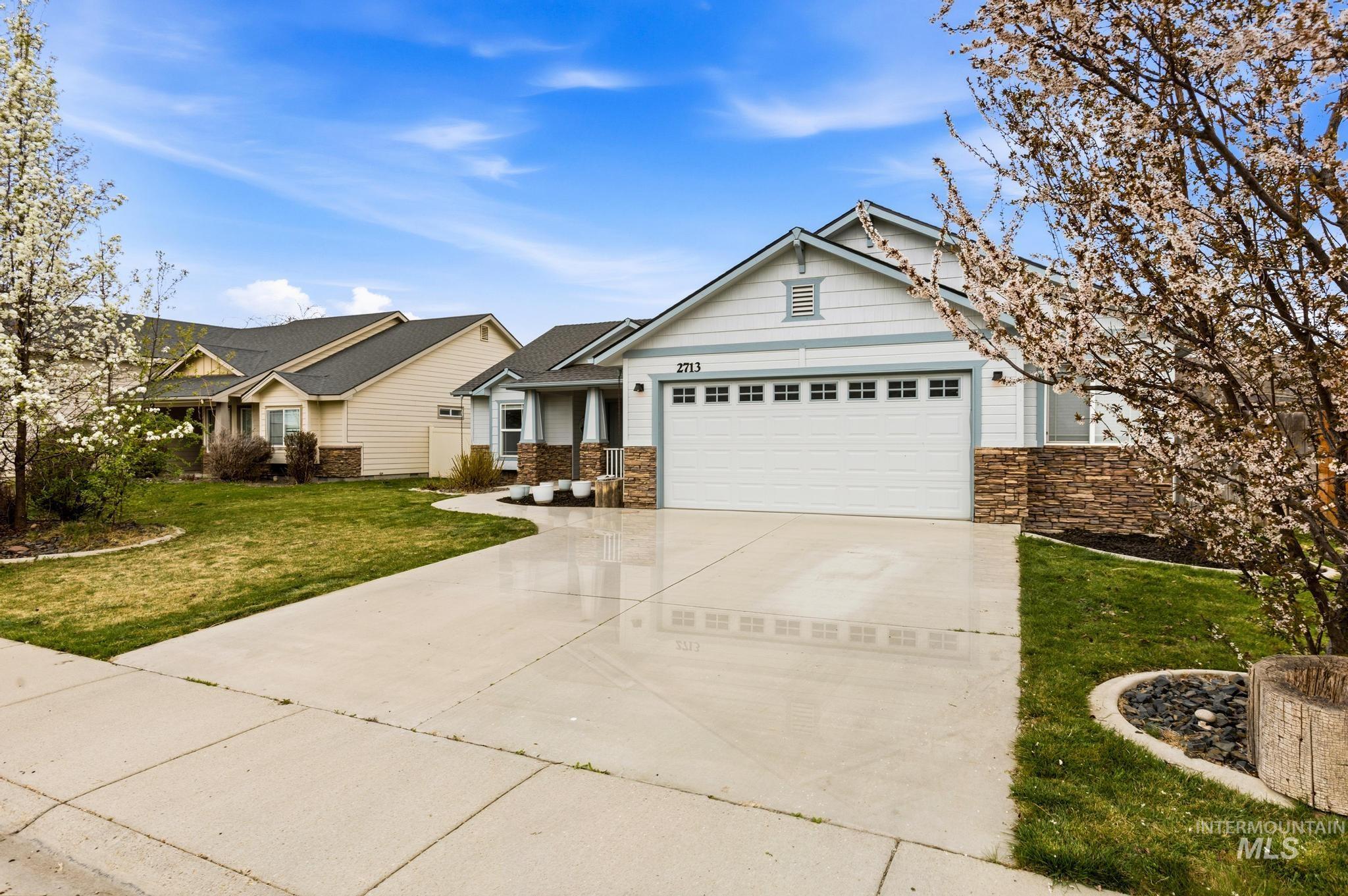 2713 Wintercrest, Caldwell, Idaho 83607, 3 Bedrooms, 2 Bathrooms, Residential For Sale, Price $375,000, 98979493