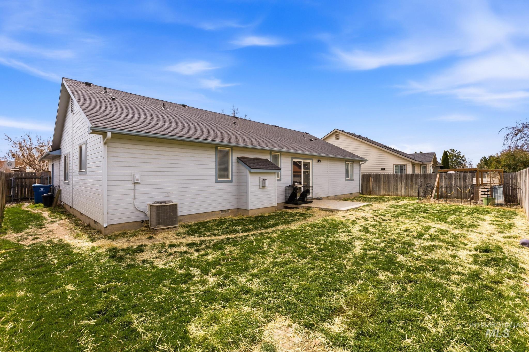 2713 Wintercrest, Caldwell, Idaho 83607, 3 Bedrooms, 2 Bathrooms, Residential For Sale, Price $375,000, 98979493