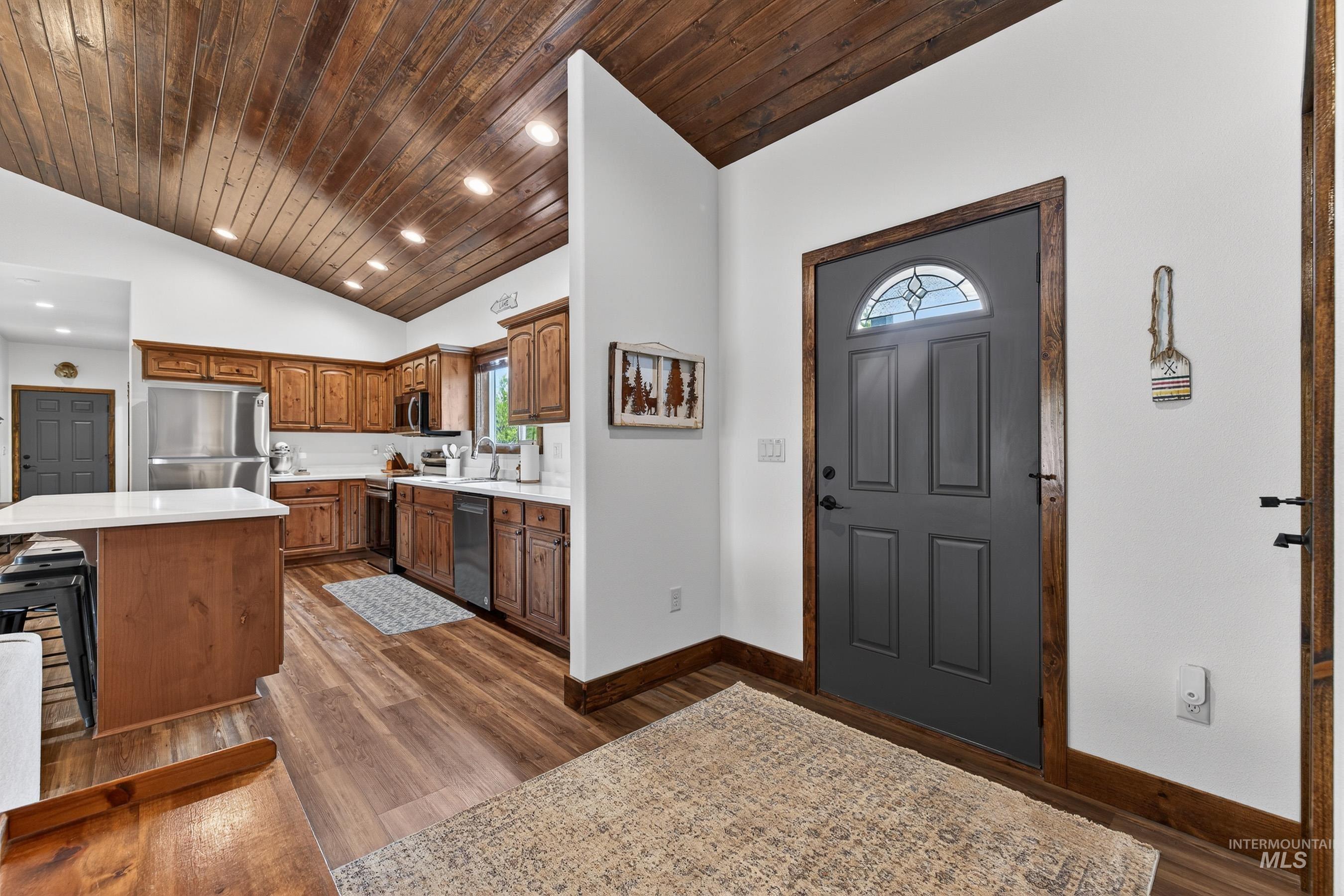 29 Grand Fir Drive, Donnelly, Idaho 83615, 3 Bedrooms, 2 Bathrooms, Residential For Sale, Price $699,000, 98979494