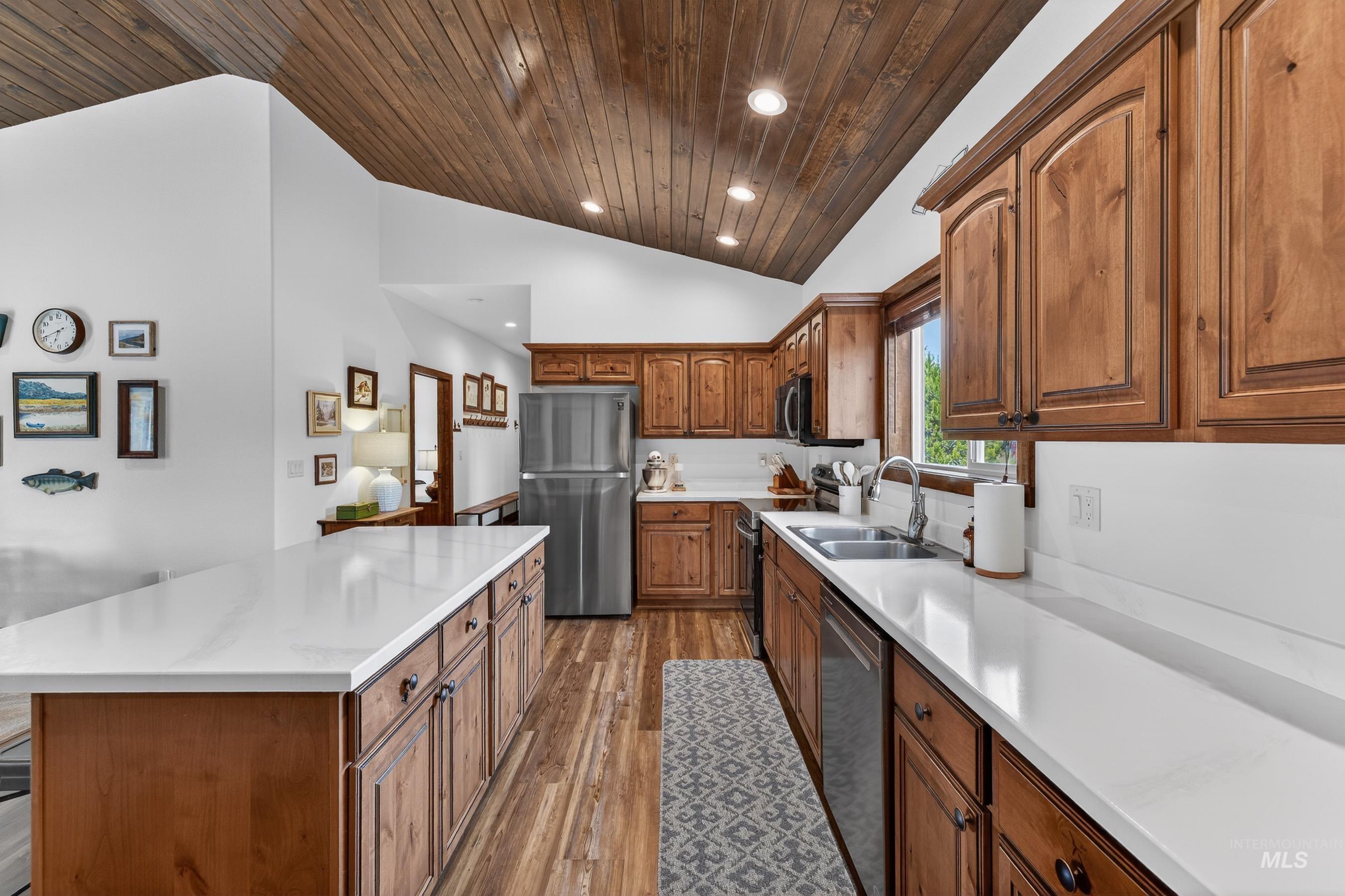 29 Grand Fir Drive, Donnelly, Idaho 83615, 3 Bedrooms, 2 Bathrooms, Residential For Sale, Price $699,000, 98979494