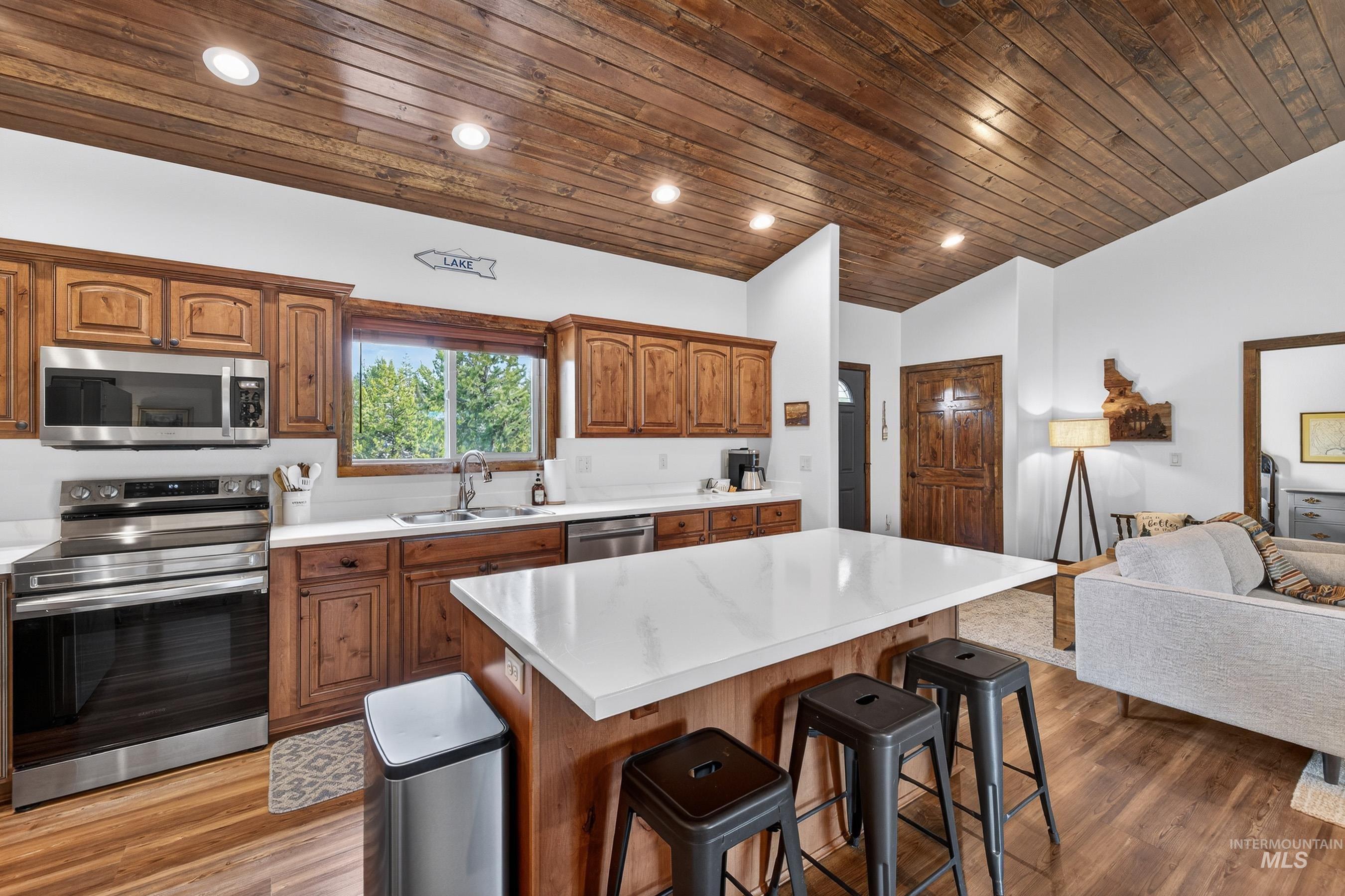 29 Grand Fir Drive, Donnelly, Idaho 83615, 3 Bedrooms, 2 Bathrooms, Residential For Sale, Price $699,000, 98979494