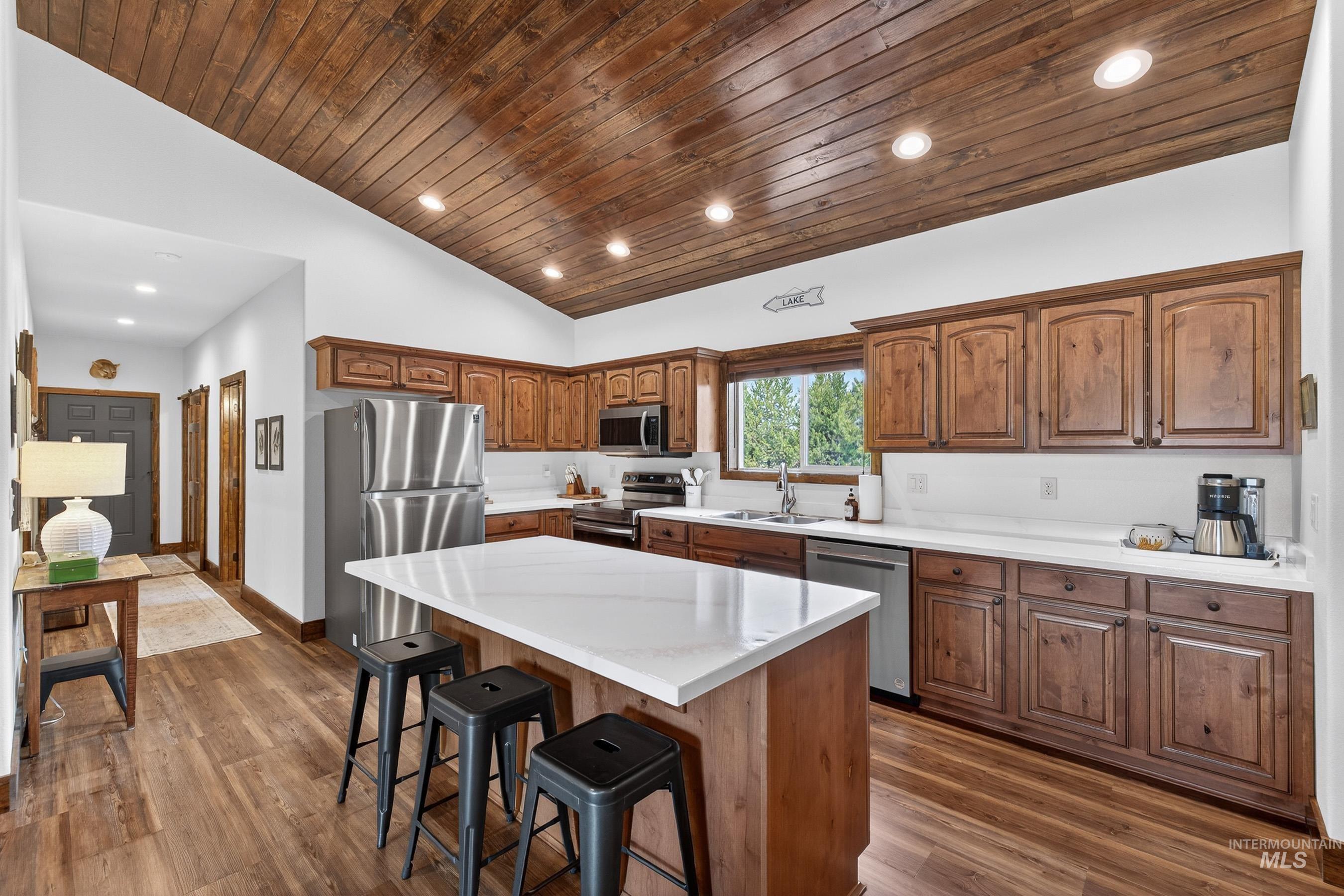 29 Grand Fir Drive, Donnelly, Idaho 83615, 3 Bedrooms, 2 Bathrooms, Residential For Sale, Price $699,000, 98979494