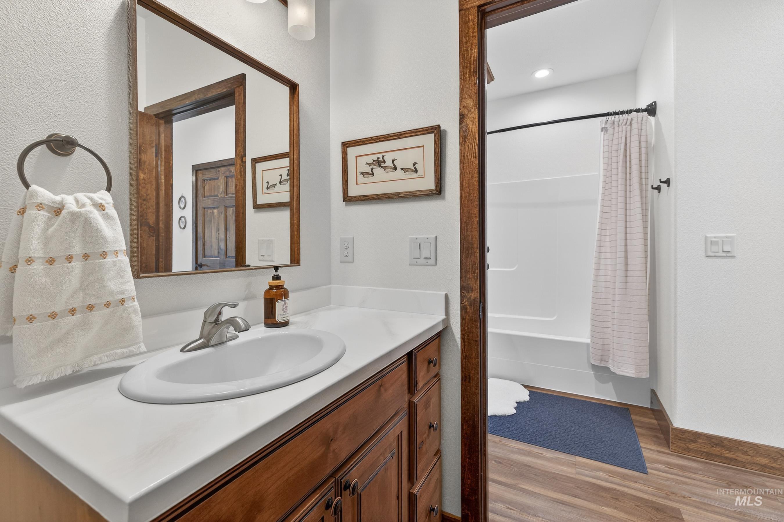 29 Grand Fir Drive, Donnelly, Idaho 83615, 3 Bedrooms, 2 Bathrooms, Residential For Sale, Price $699,000, 98979494