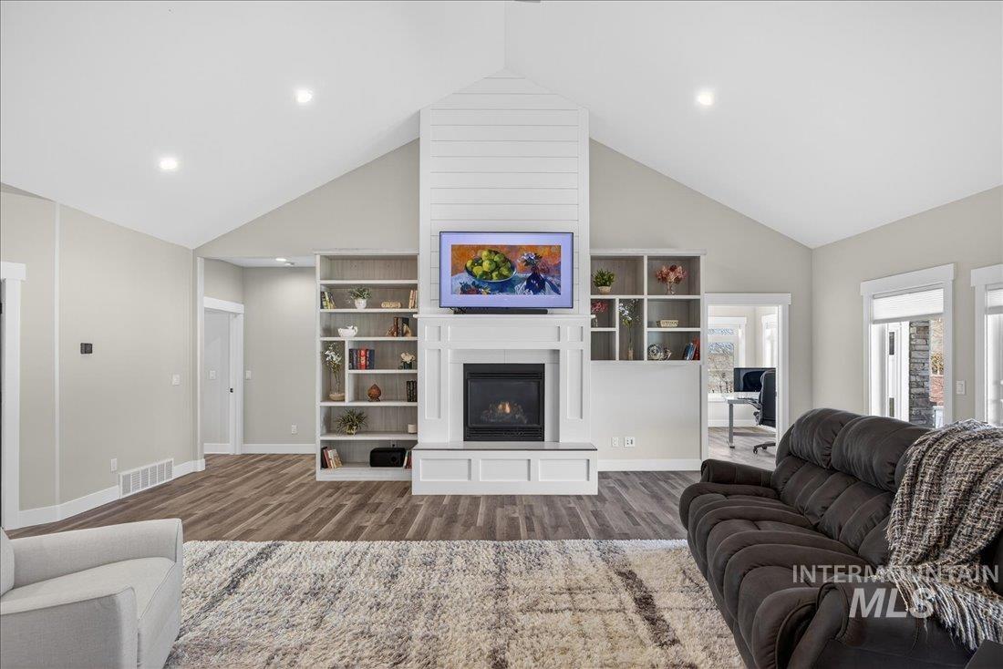 1311 Fairview Ave, Rexburg, Idaho 83440, 5 Bedrooms, 3.5 Bathrooms, Residential For Sale, Price $819,000, 98979495