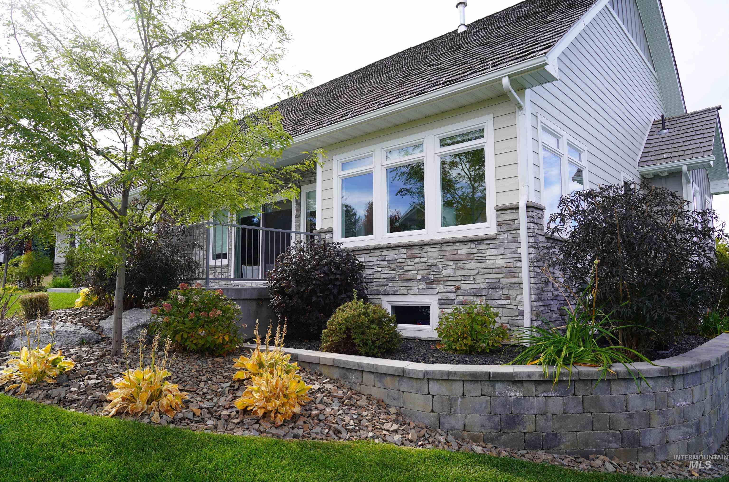 1311 Fairview Ave, Rexburg, Idaho 83440, 5 Bedrooms, 3.5 Bathrooms, Residential For Sale, Price $819,000,MLS 98979495