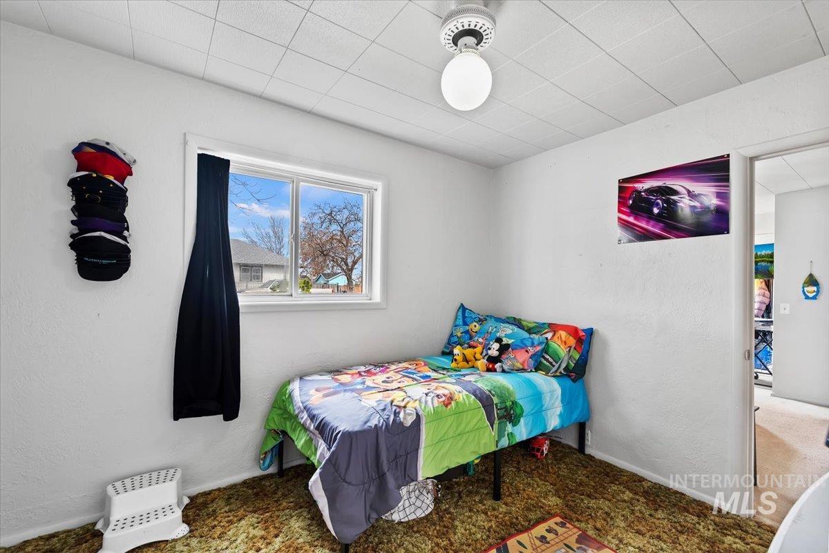 1004 N 1st ST, Nampa, Idaho 83687, 4 Bedrooms, 2 Bathrooms, Residential For Sale, Price $350,999,MLS 98979501