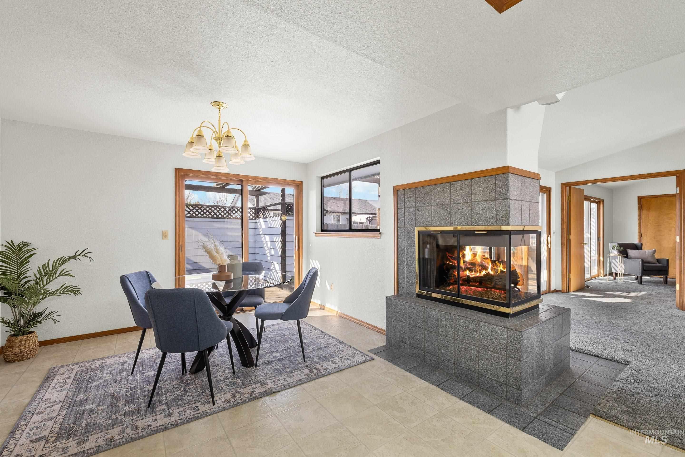 1009 W Crest Wood Cir, Meridian, Idaho 83642, 2 Bedrooms, 2 Bathrooms, Residential For Sale, Price $364,900, 98979507