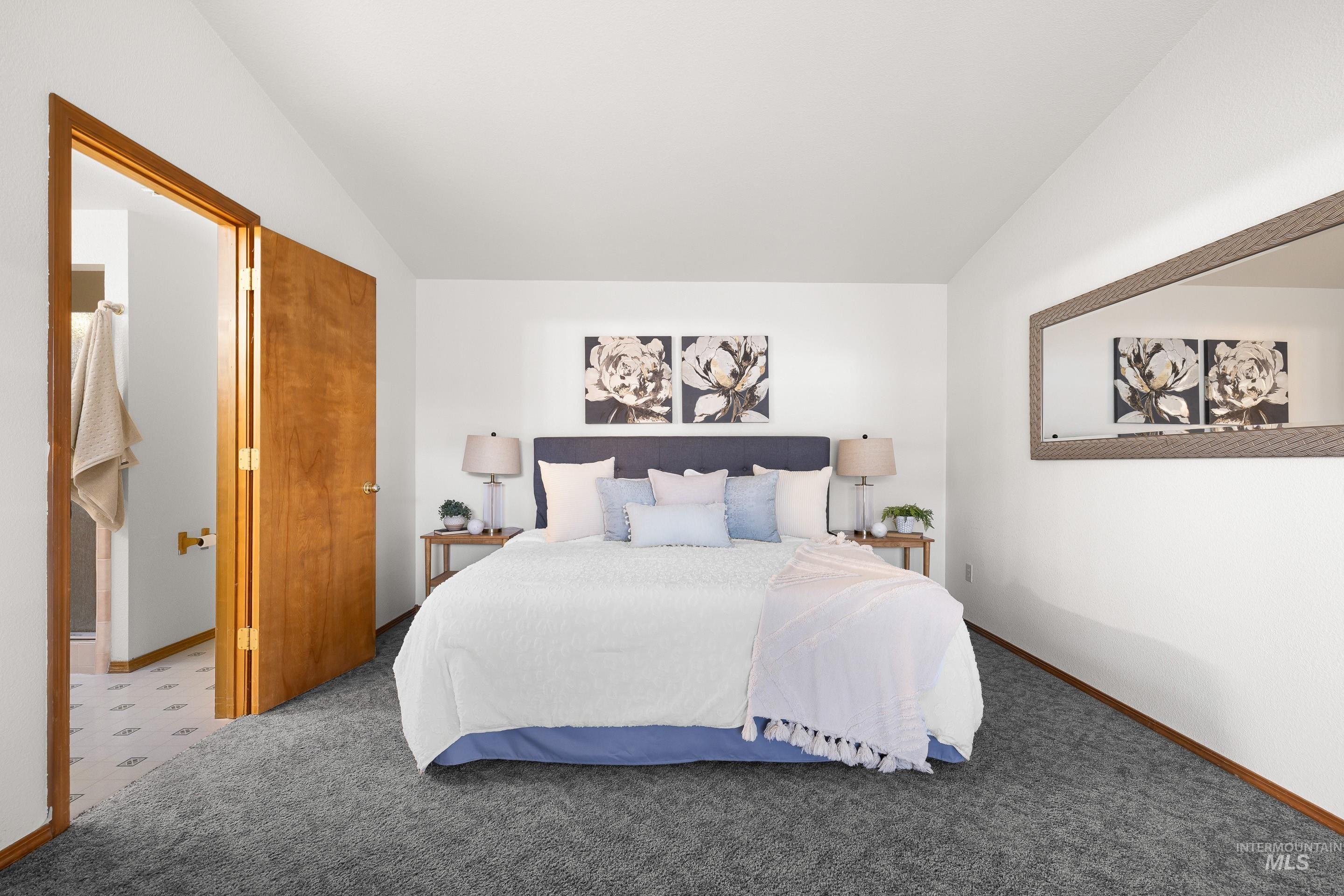 1009 W Crest Wood Cir, Meridian, Idaho 83642, 2 Bedrooms, 2 Bathrooms, Residential For Sale, Price $364,900, 98979507