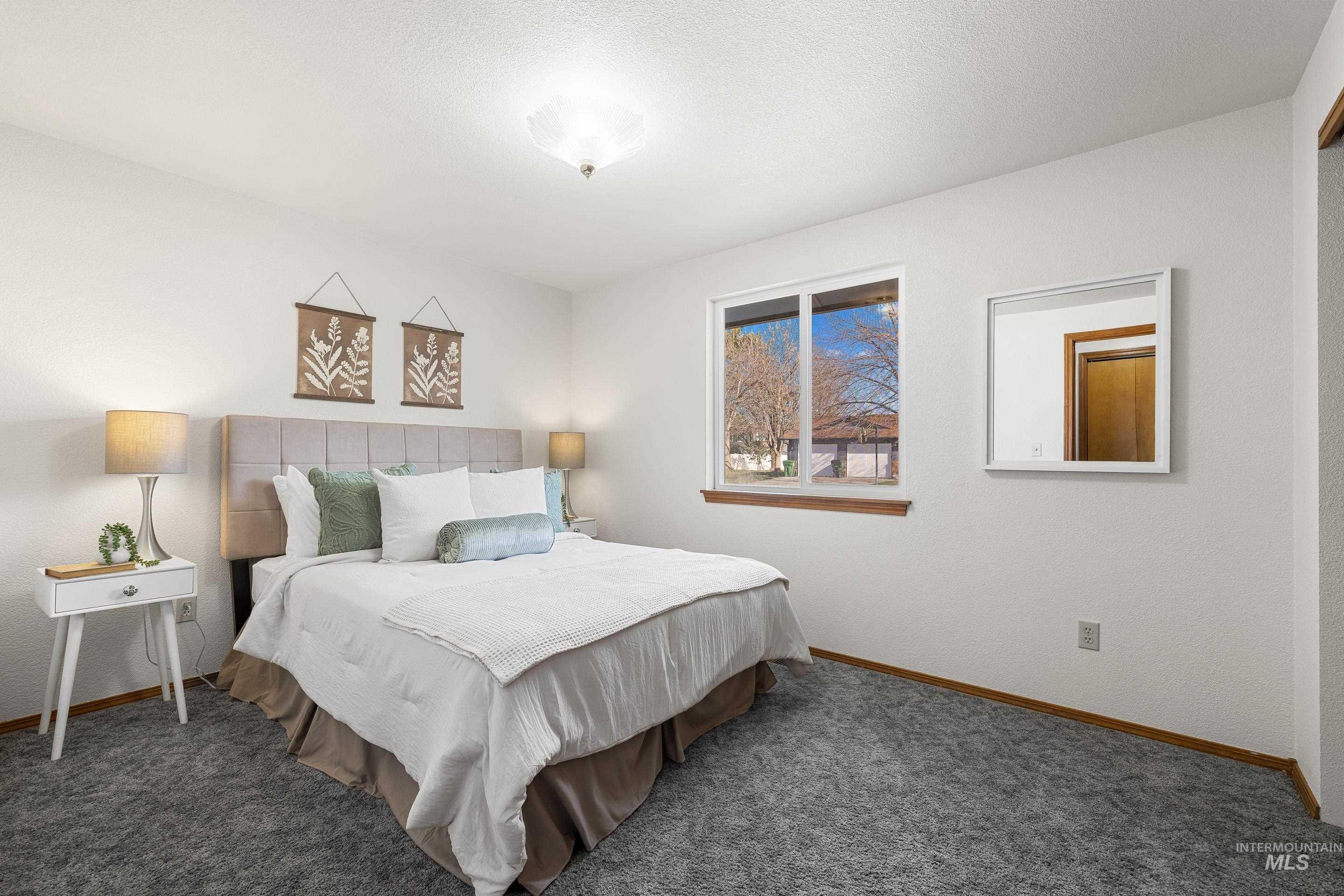 1009 W Crest Wood Cir, Meridian, Idaho 83642, 2 Bedrooms, 2 Bathrooms, Residential For Sale, Price $364,900, 98979507