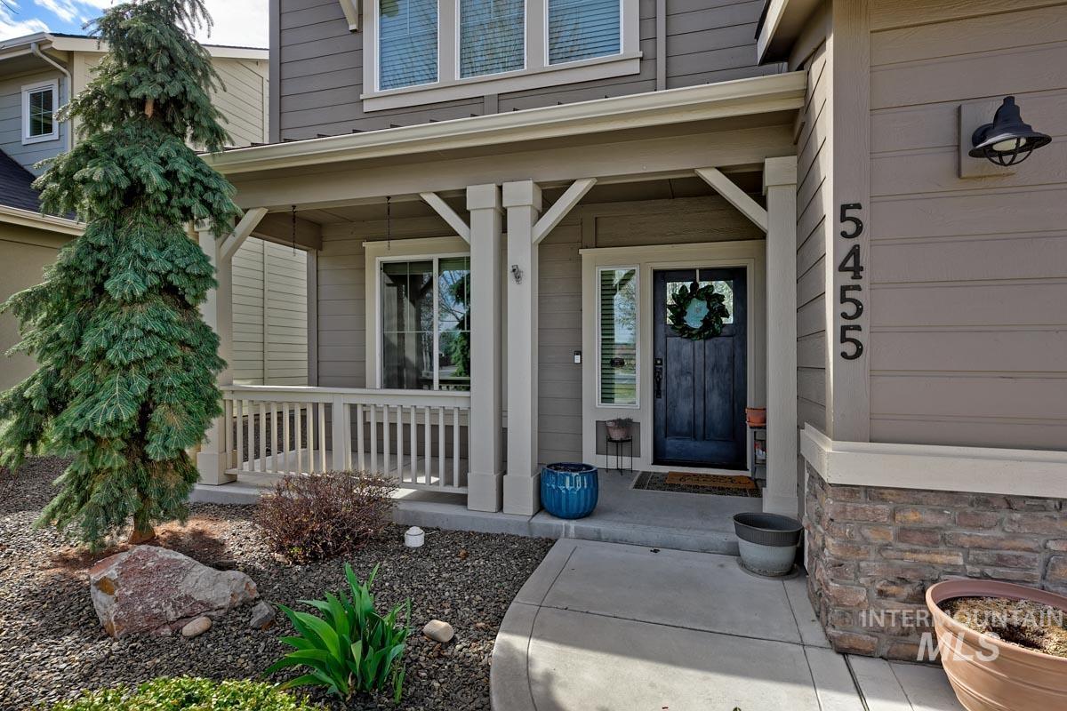 5455 Peppard Ave, Meridian, Idaho 83646, 4 Bedrooms, 2.5 Bathrooms, Residential For Sale, Price $649,900, 98979509