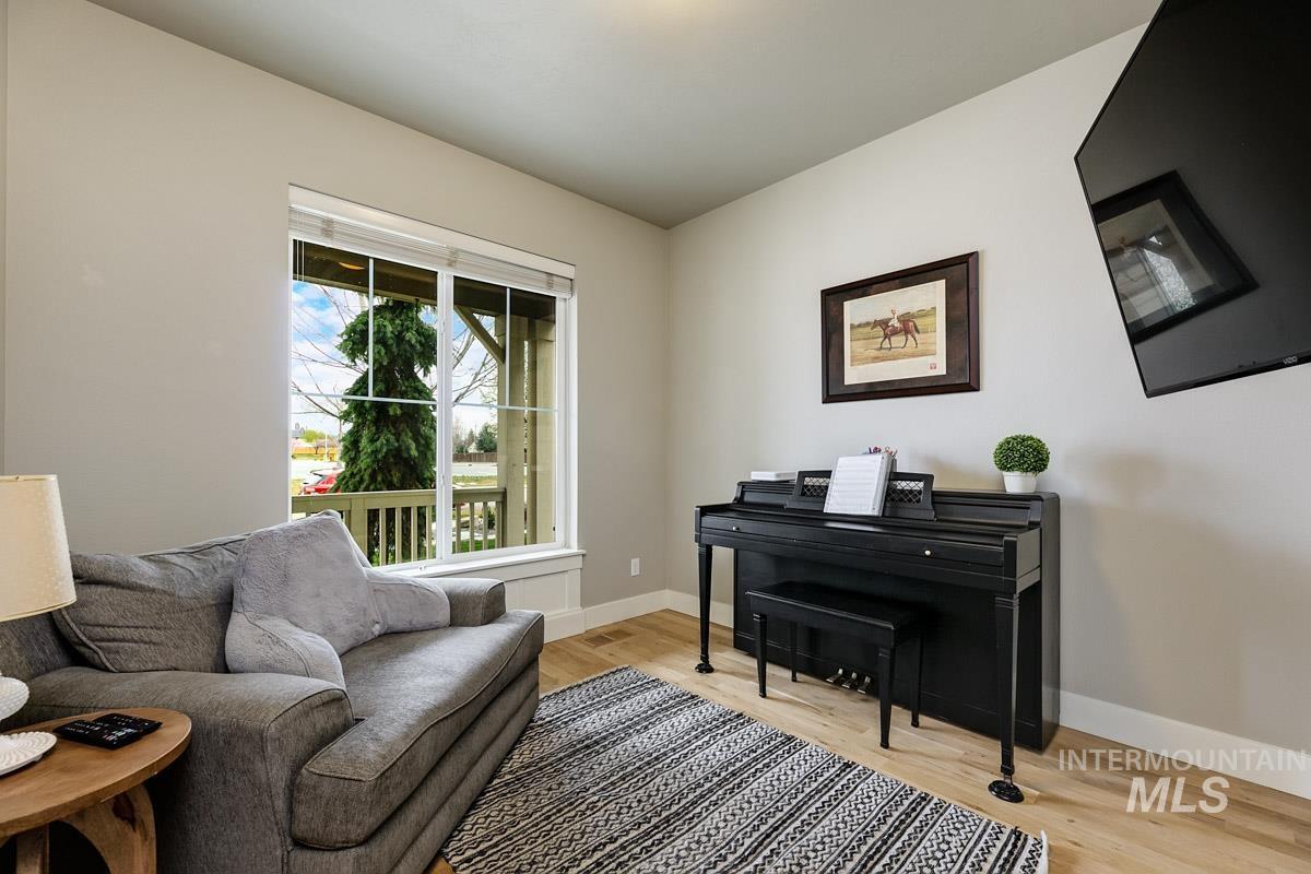 5455 Peppard Ave, Meridian, Idaho 83646, 4 Bedrooms, 2.5 Bathrooms, Residential For Sale, Price $649,900, 98979509