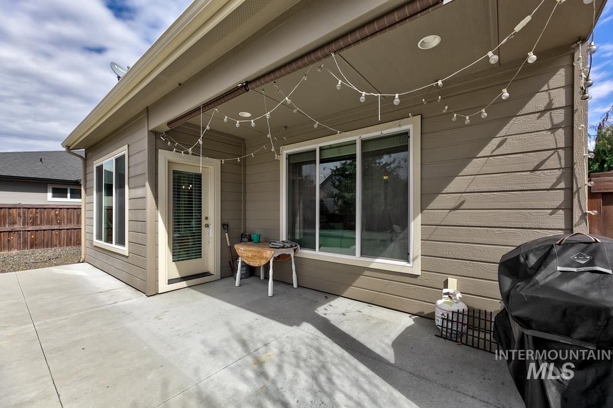 5455 Peppard Ave, Meridian, Idaho 83646, 4 Bedrooms, 2.5 Bathrooms, Residential For Sale, Price $649,900, 98979509