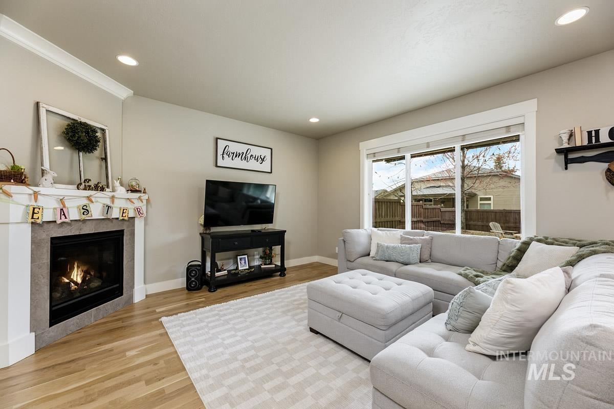 5455 Peppard Ave, Meridian, Idaho 83646, 4 Bedrooms, 2.5 Bathrooms, Residential For Sale, Price $649,900, 98979509