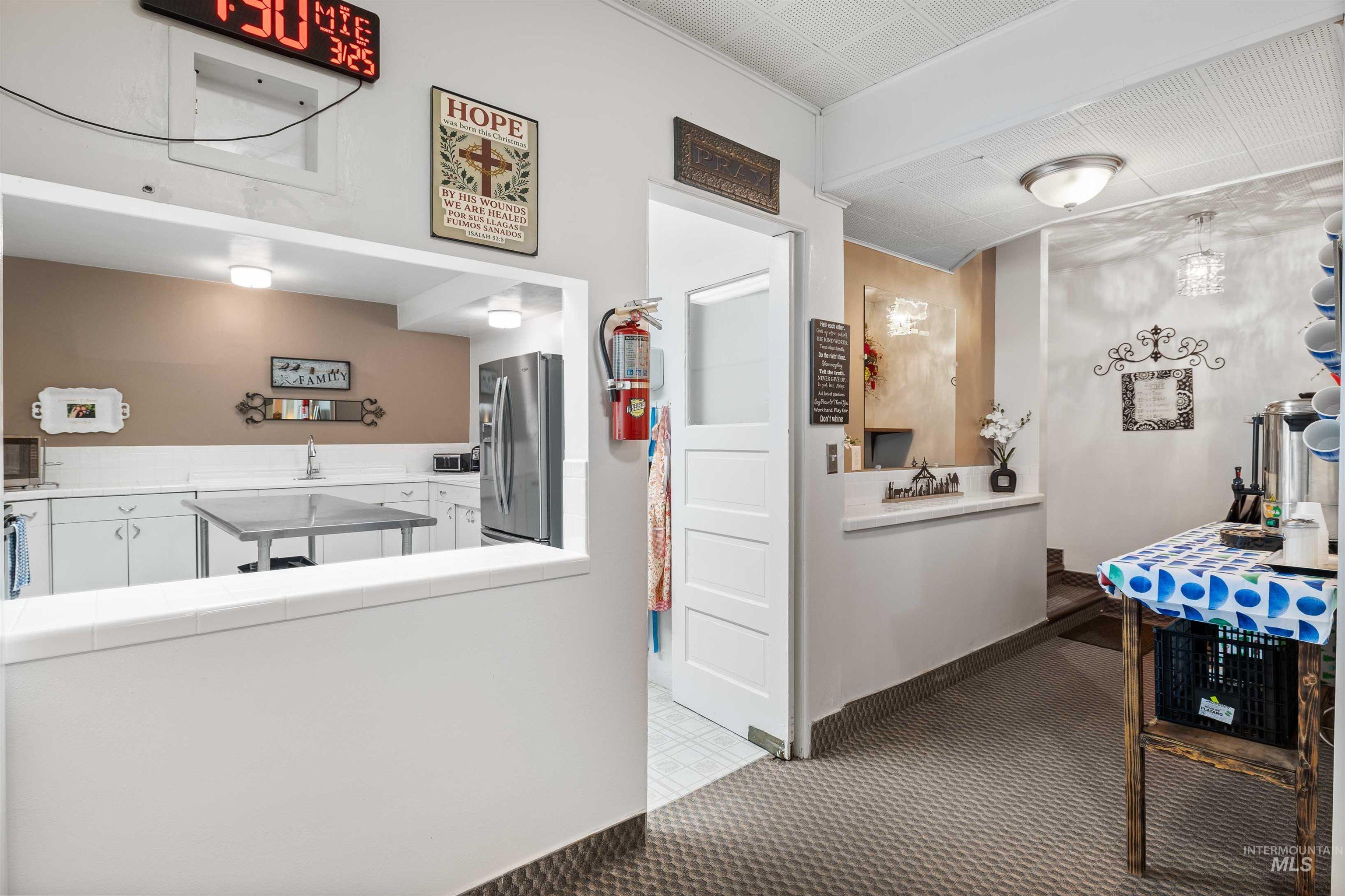 2000 OAKLEY AVE, Burley, Idaho 83318, Business/Commercial For Sale, Price $395,000, 98979510