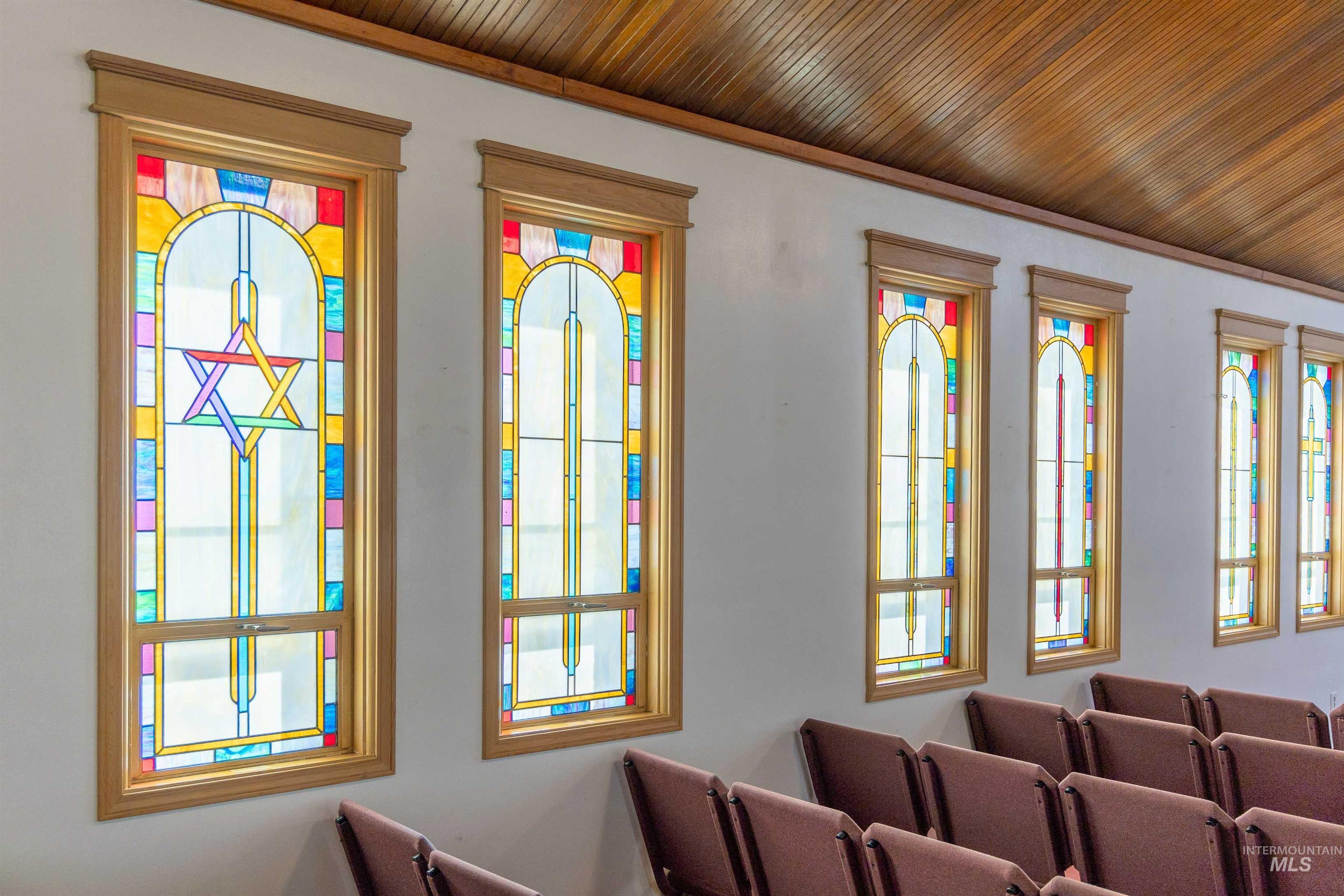 2000 OAKLEY AVE, Burley, Idaho 83318, Business/Commercial For Sale, Price $395,000, 98979510