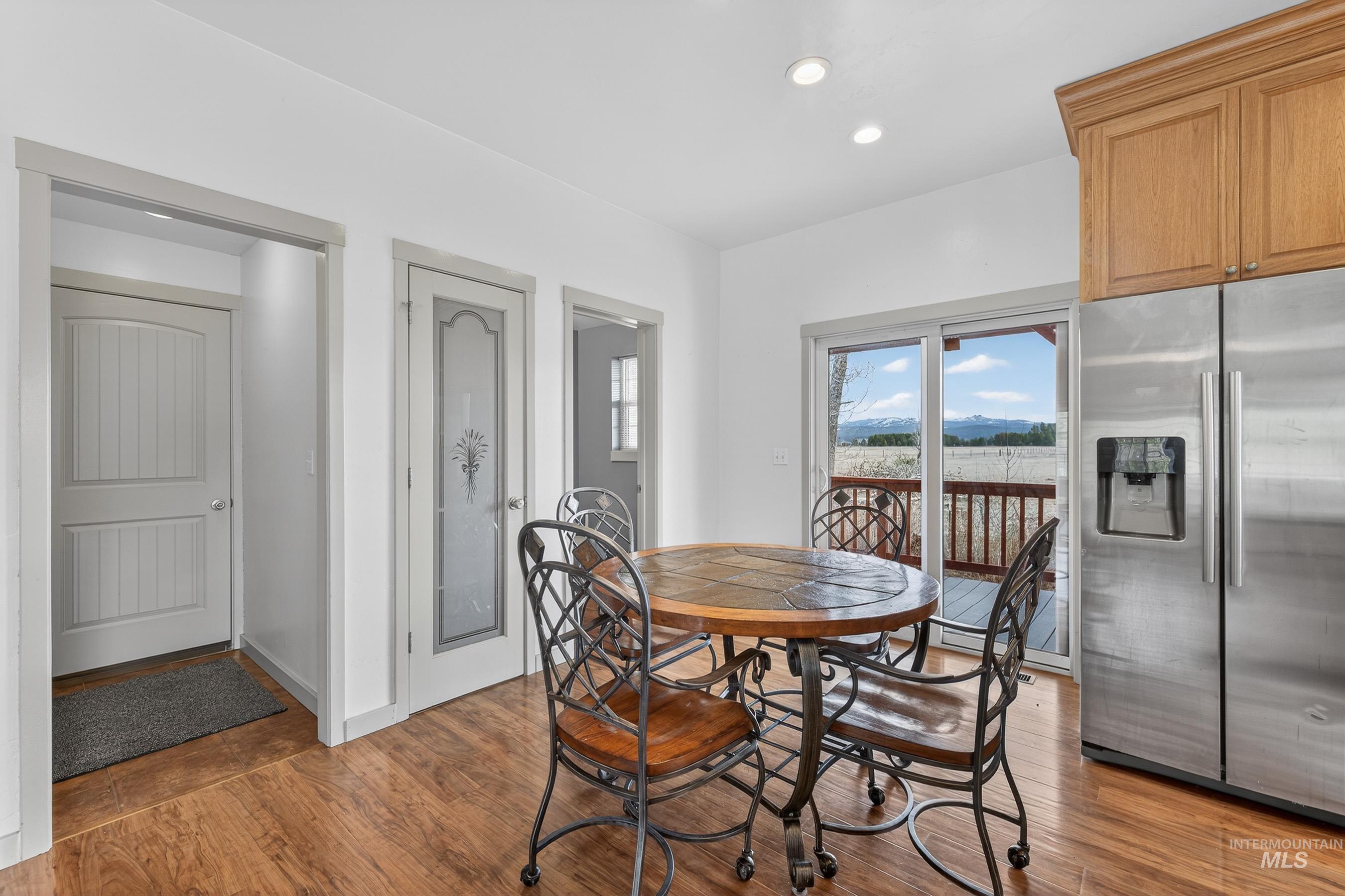 12898 Spring Valley Road, Donnelly, Idaho 83615, 3 Bedrooms, 3.5 Bathrooms, Residential For Sale, Price $630,000, 98979511