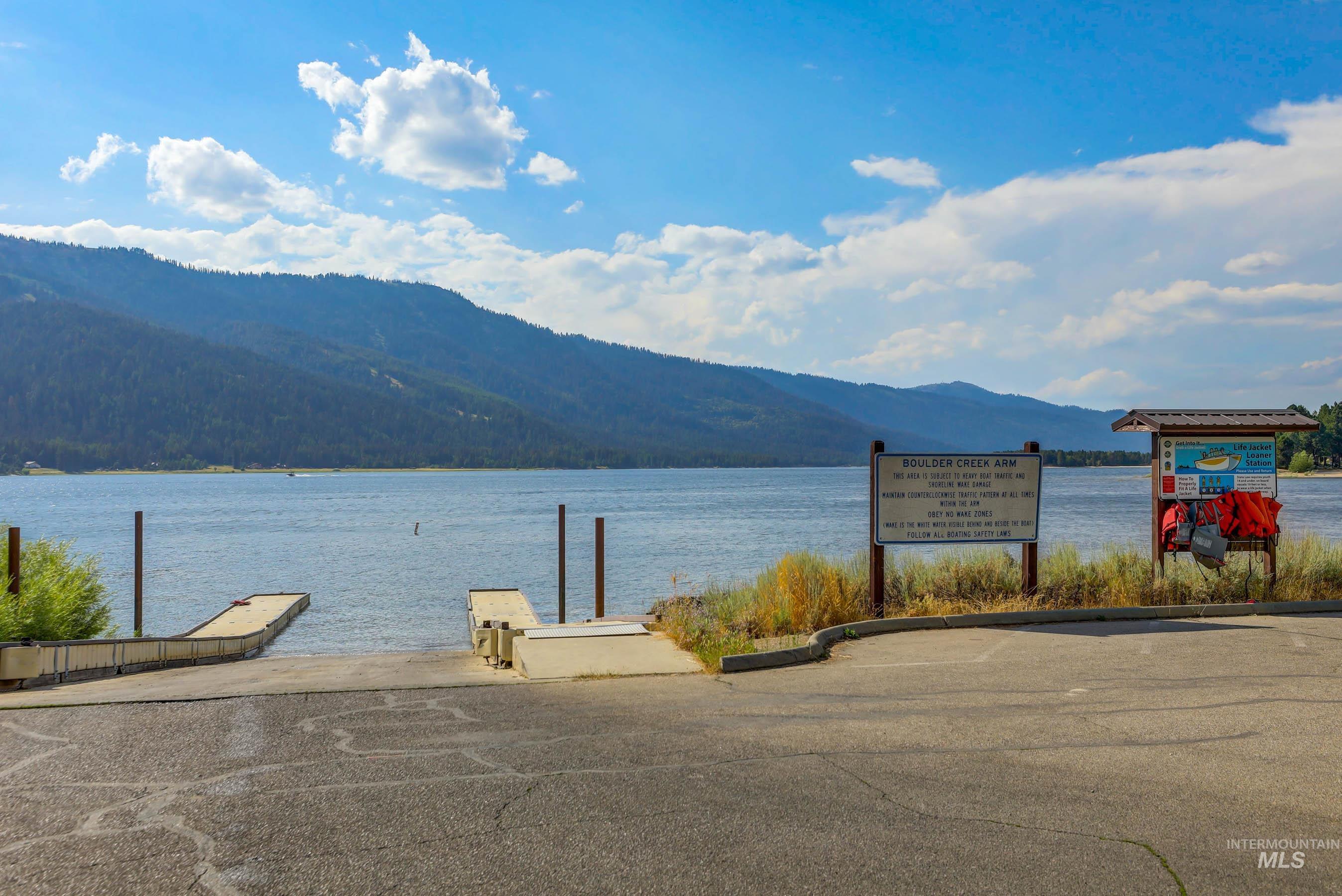 12898 Spring Valley Road, Donnelly, Idaho 83615, 3 Bedrooms, 3.5 Bathrooms, Residential For Sale, Price $630,000, 98979511