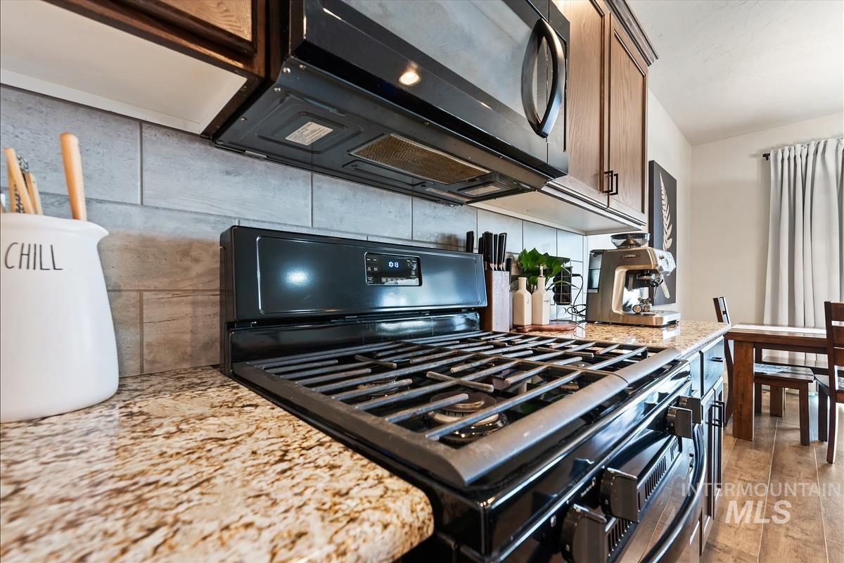 9417 S Updale Ave, Kuna, Idaho 83634, 3 Bedrooms, 2.5 Bathrooms, Residential For Sale, Price $514,900, 98979512