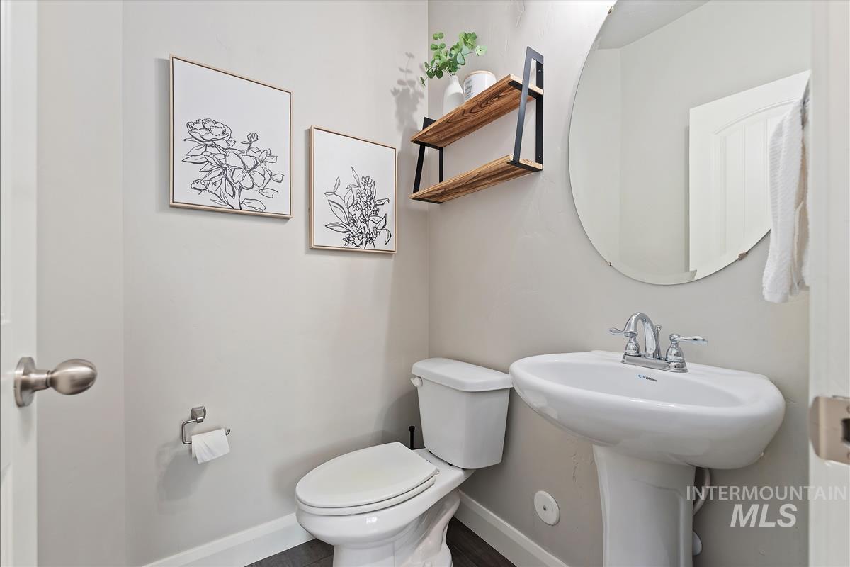 9417 S Updale Ave, Kuna, Idaho 83634, 3 Bedrooms, 2.5 Bathrooms, Residential For Sale, Price $514,900, 98979512