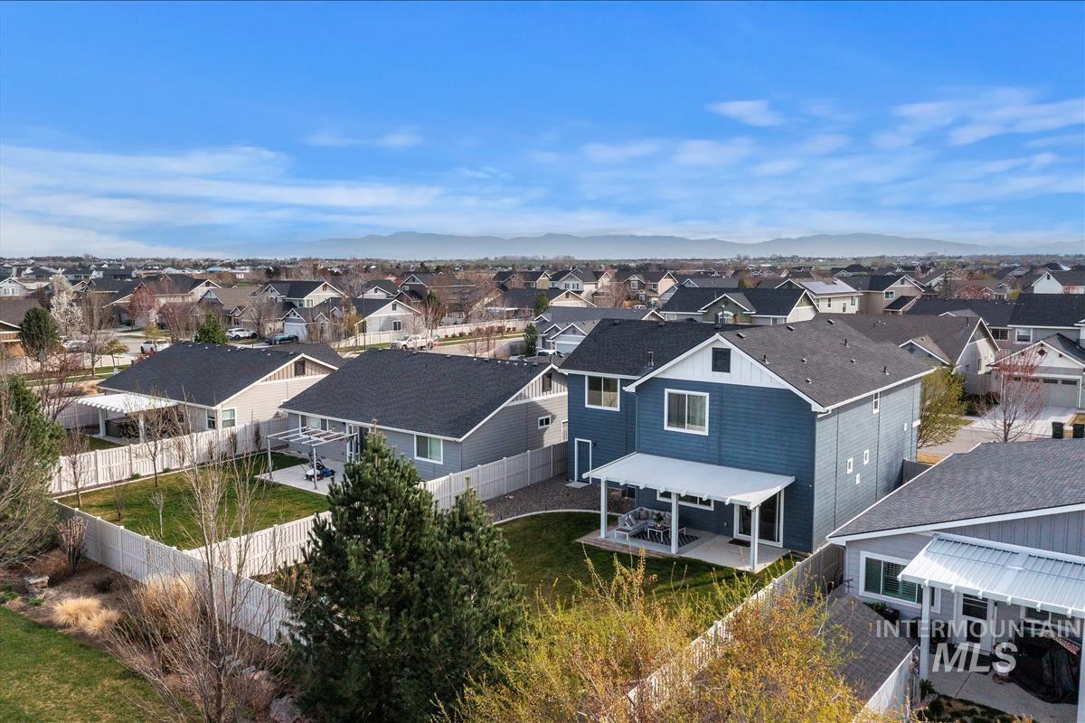 9417 S Updale Ave, Kuna, Idaho 83634, 3 Bedrooms, 2.5 Bathrooms, Residential For Sale, Price $514,900, 98979512