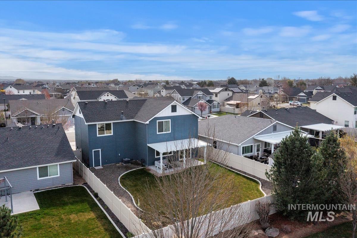 9417 S Updale Ave, Kuna, Idaho 83634, 3 Bedrooms, 2.5 Bathrooms, Residential For Sale, Price $514,900, 98979512