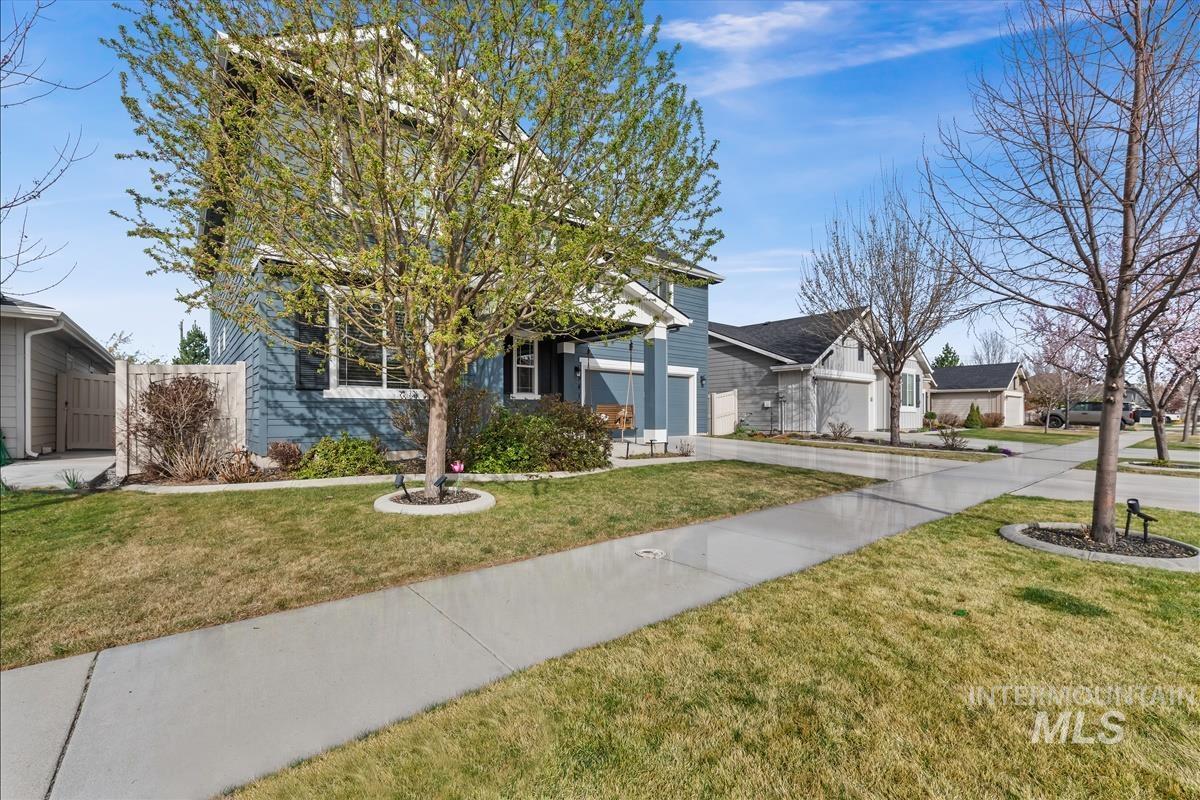 9417 S Updale Ave, Kuna, Idaho 83634, 3 Bedrooms, 2.5 Bathrooms, Residential For Sale, Price $514,900, 98979512