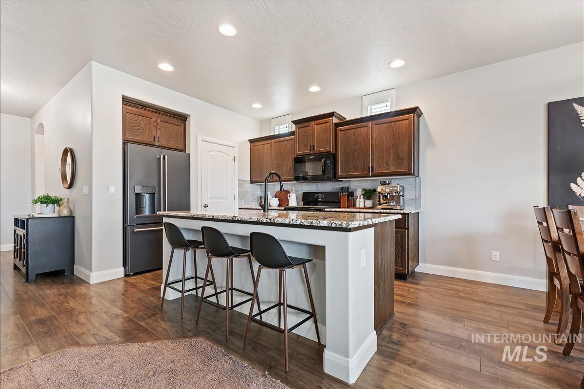 9417 S Updale Ave, Kuna, Idaho 83634, 3 Bedrooms, 2.5 Bathrooms, Residential For Sale, Price $514,900, 98979512