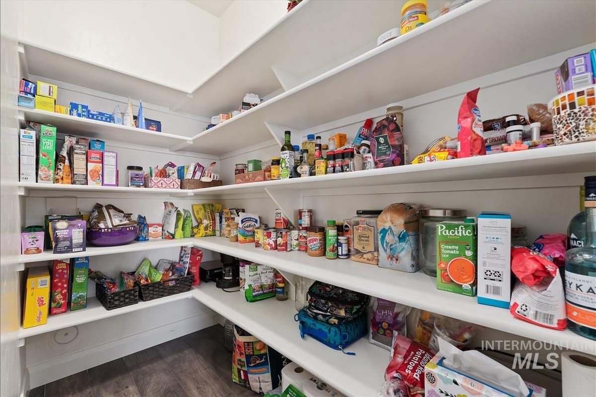 9417 S Updale Ave, Kuna, Idaho 83634, 3 Bedrooms, 2.5 Bathrooms, Residential For Sale, Price $514,900, 98979512