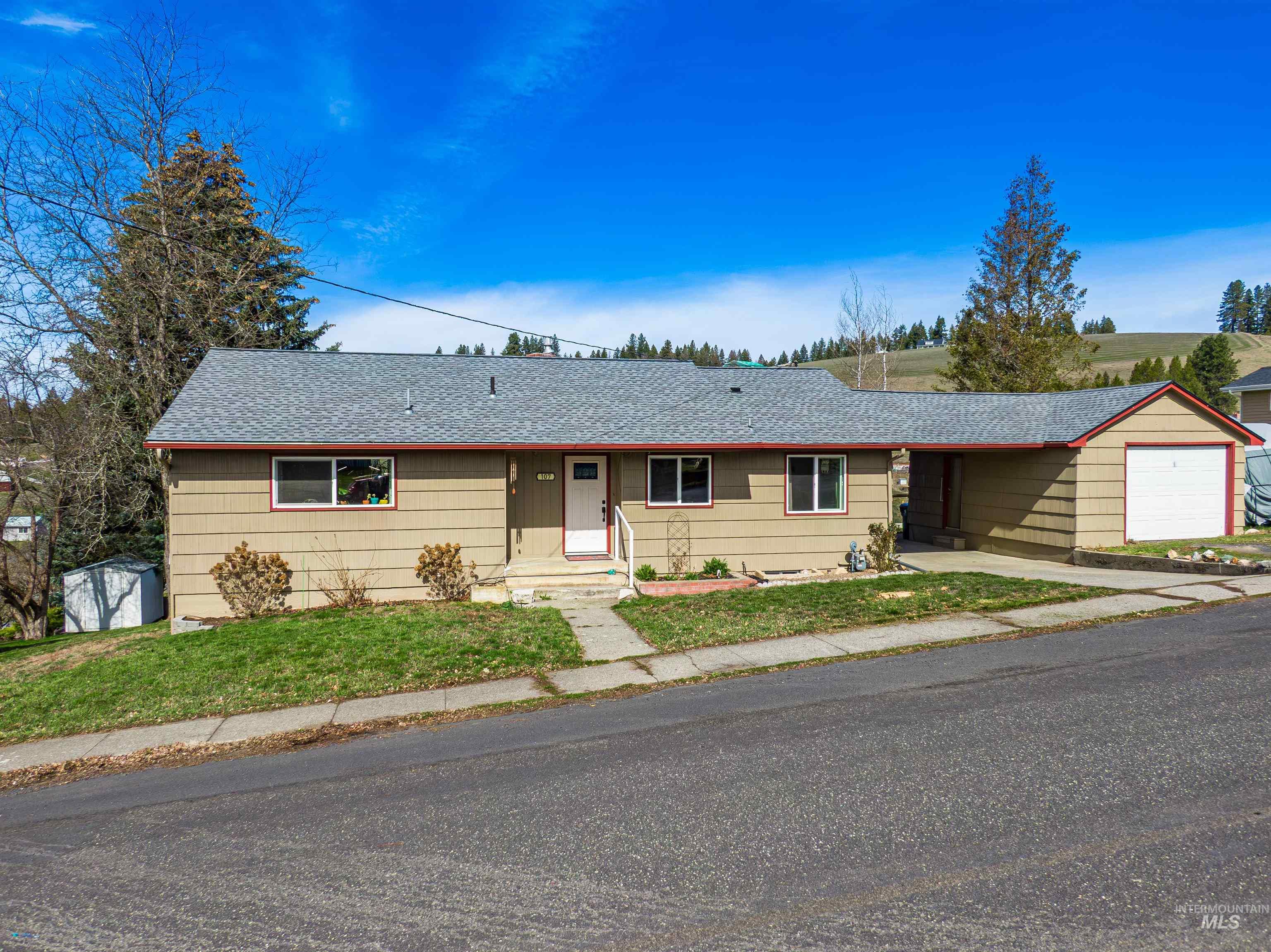 107 E A St., Troy, Idaho 83871, 5 Bedrooms, 2 Bathrooms, Residential For Sale, Price $449,000, 98979513