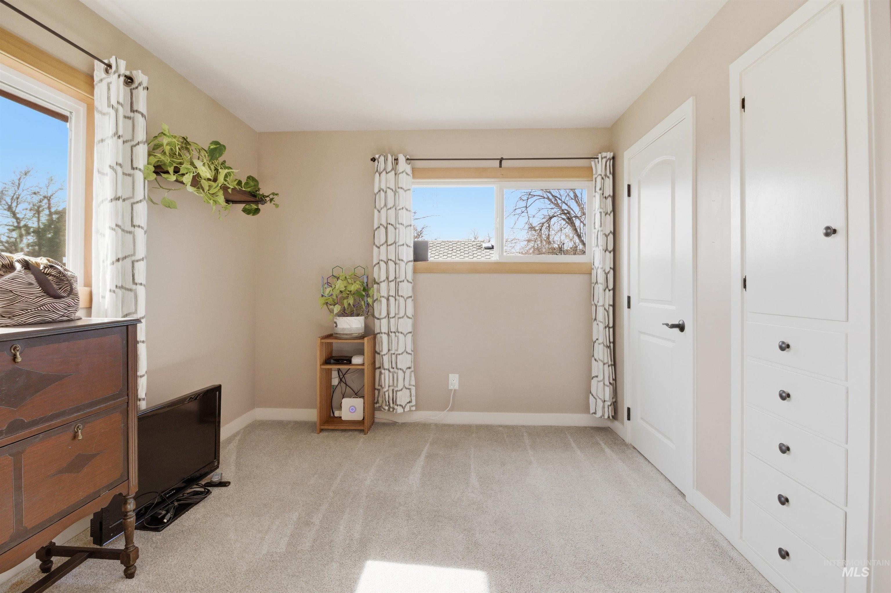 107 E A St., Troy, Idaho 83871, 5 Bedrooms, 2 Bathrooms, Residential For Sale, Price $449,000, 98979513