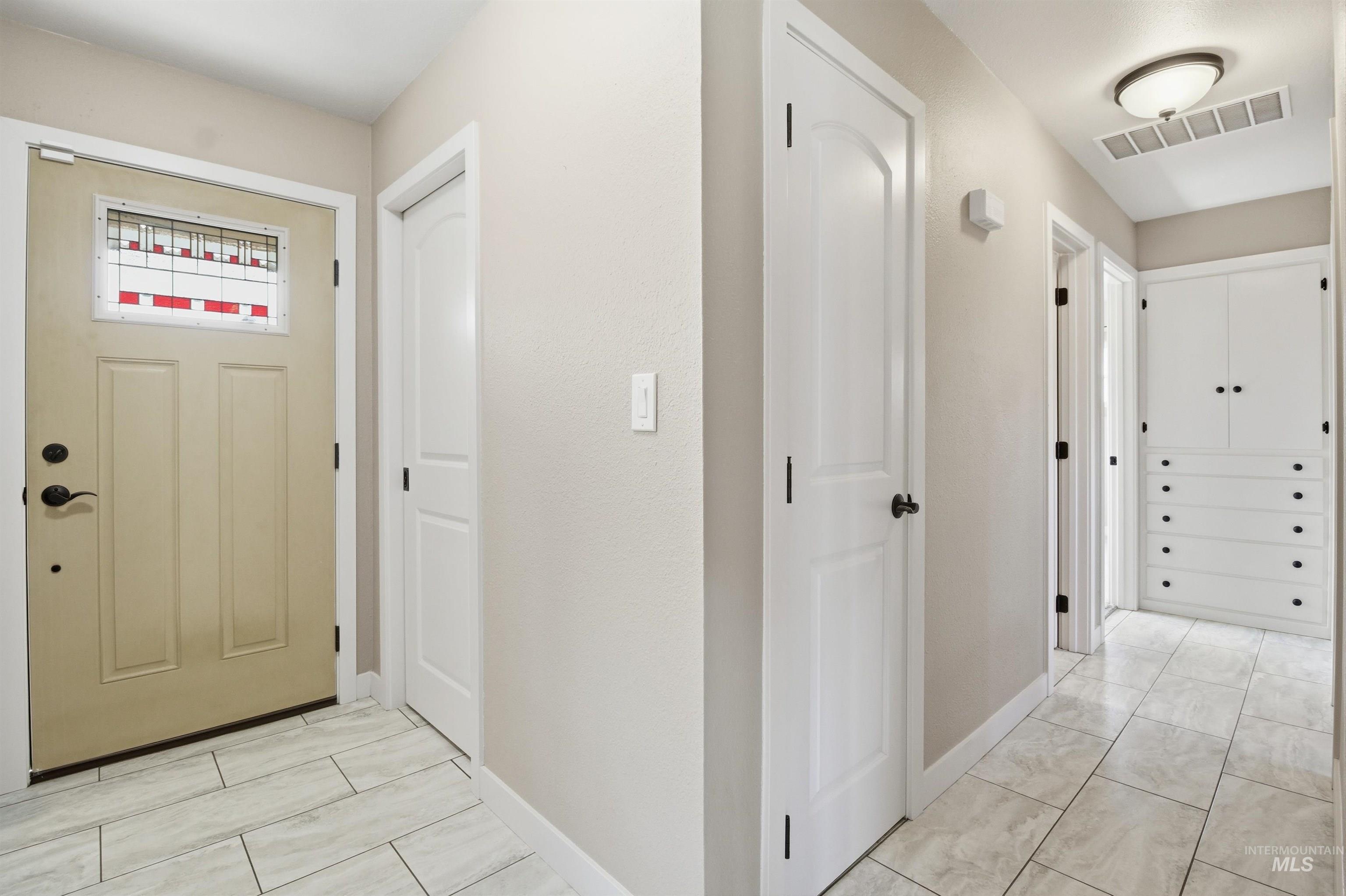 107 E A St., Troy, Idaho 83871, 5 Bedrooms, 2 Bathrooms, Residential For Sale, Price $449,000, 98979513