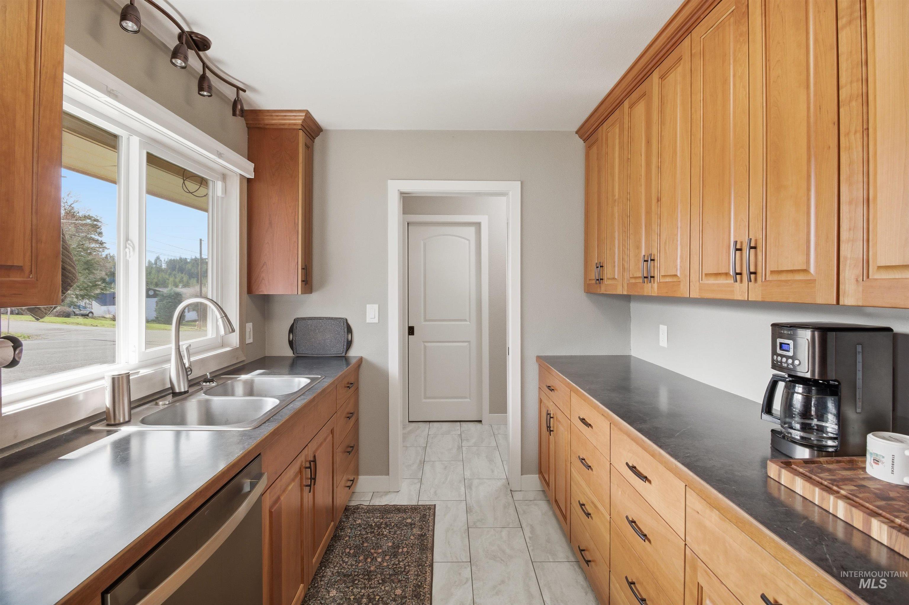 107 E A St., Troy, Idaho 83871, 5 Bedrooms, 2 Bathrooms, Residential For Sale, Price $449,000, 98979513