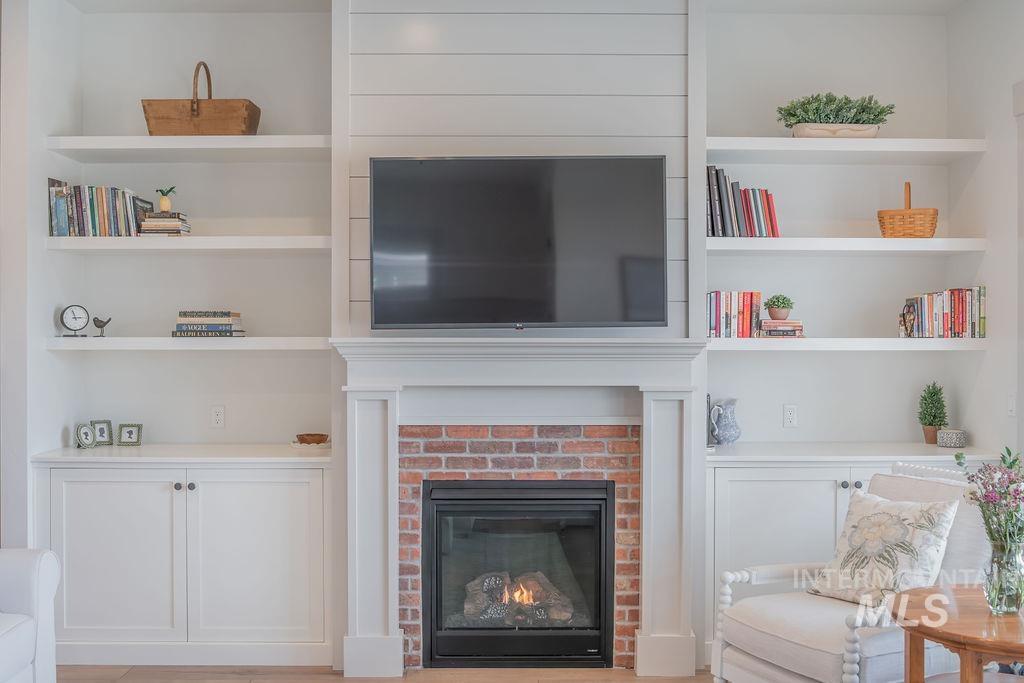 5166 W Talbot Street, Meridian, Idaho 83646, 3 Bedrooms, 2.5 Bathrooms, Residential For Sale, Price $649,000, 98979518