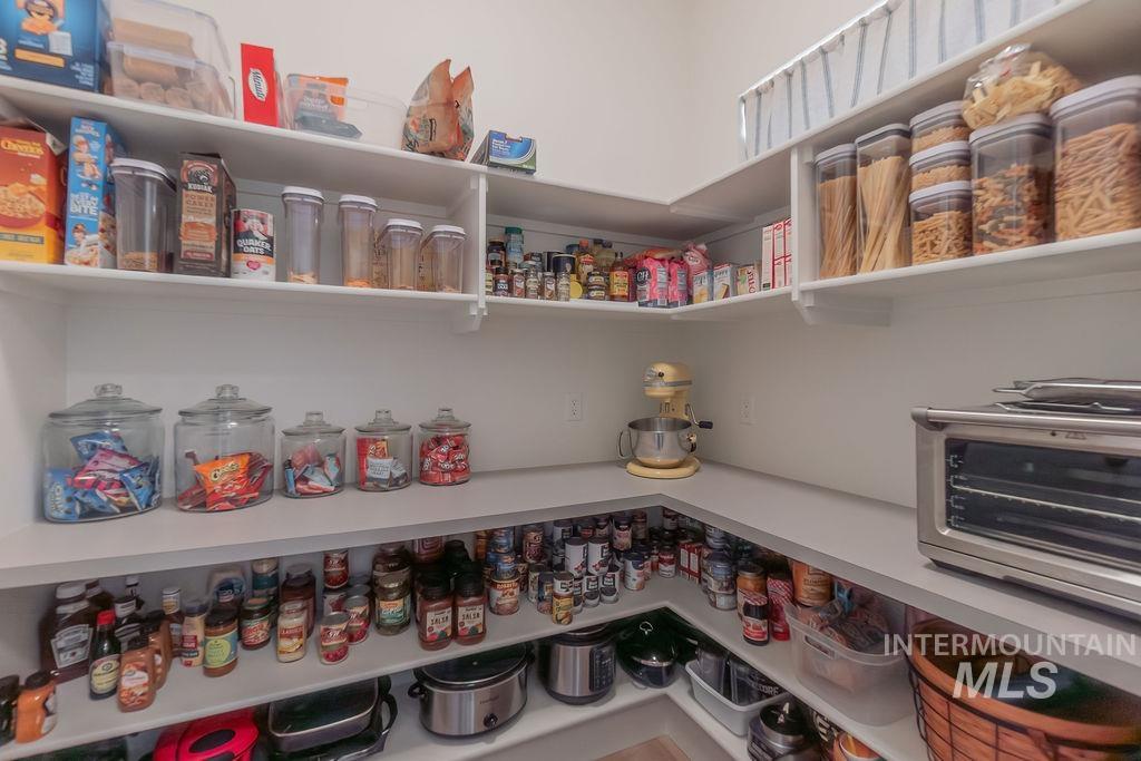 5166 W Talbot Street, Meridian, Idaho 83646, 3 Bedrooms, 2.5 Bathrooms, Residential For Sale, Price $649,000, 98979518