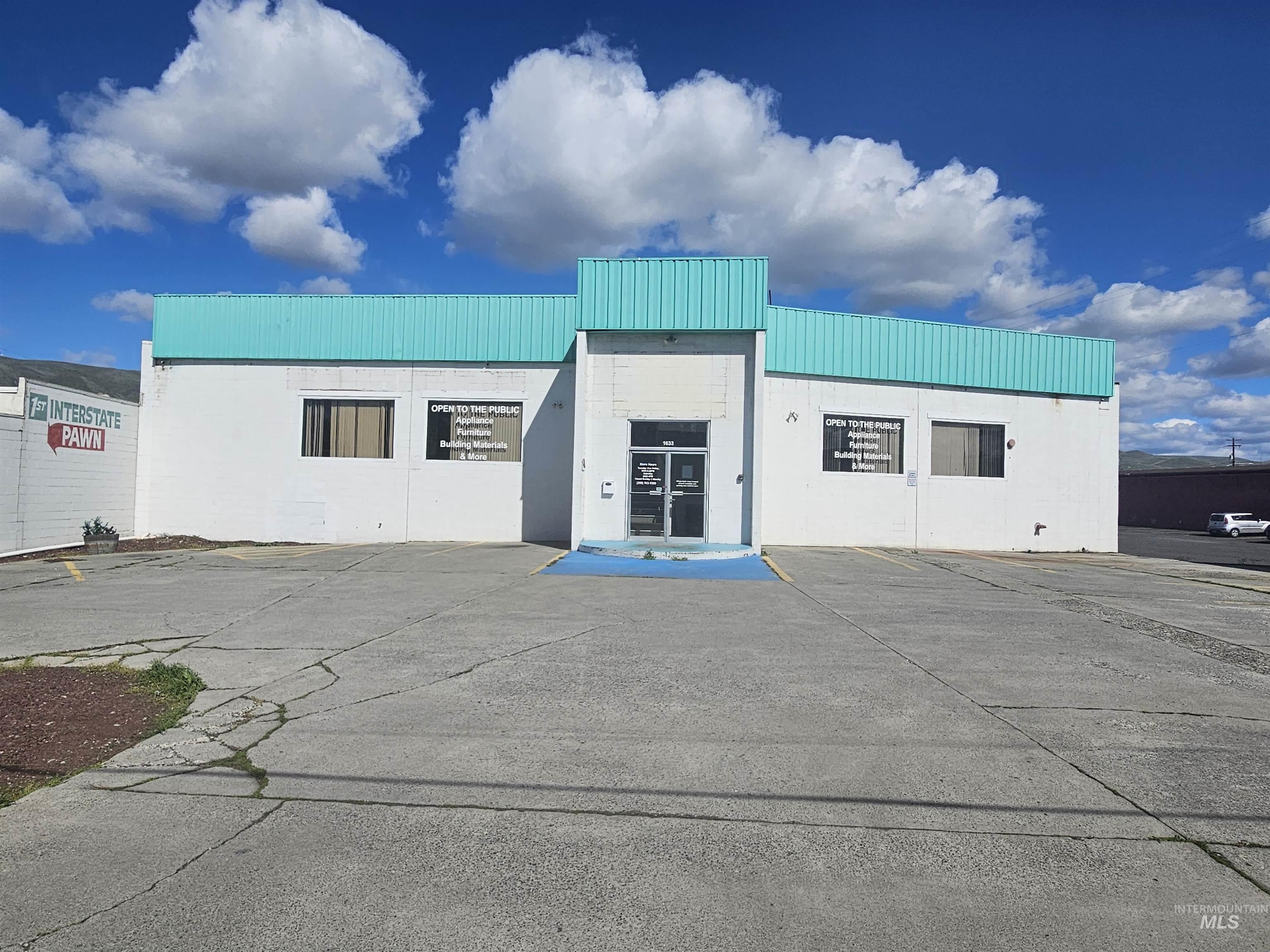 1633 G, Lewiston, Idaho 83501-4665, Business/Commercial For Sale, Price $599,900,MLS 98979519