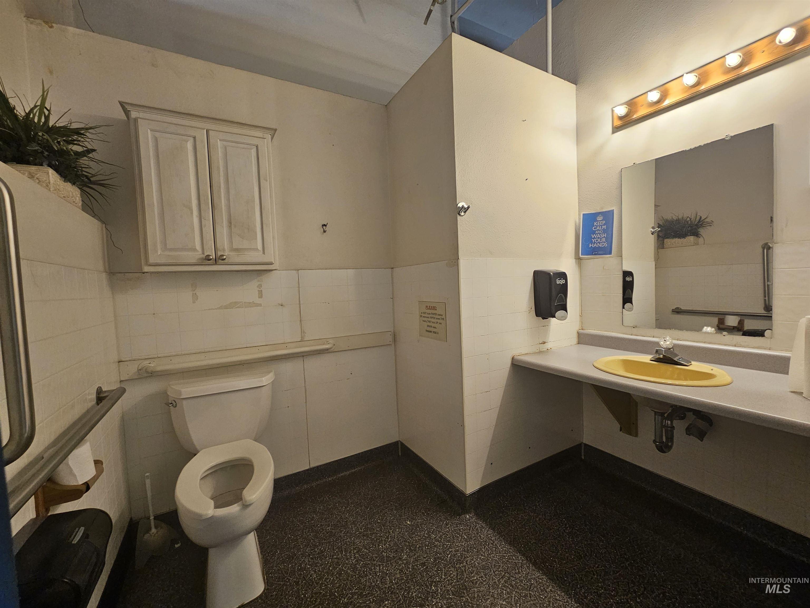 1633 G, Lewiston, Idaho 83501-4665, Business/Commercial For Sale, Price $599,900,MLS 98979519