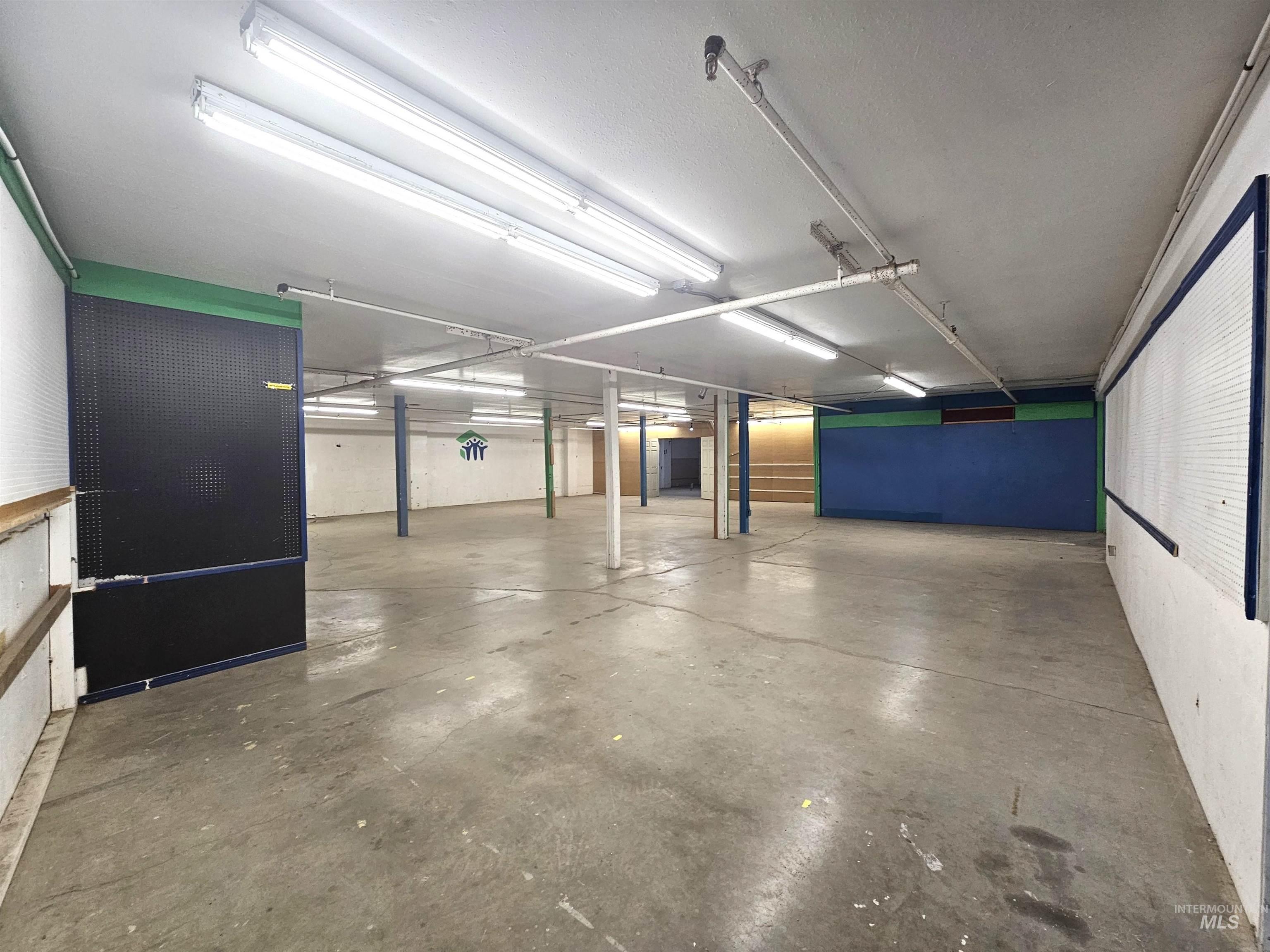 1633 G, Lewiston, Idaho 83501-4665, Business/Commercial For Sale, Price $599,900,MLS 98979519