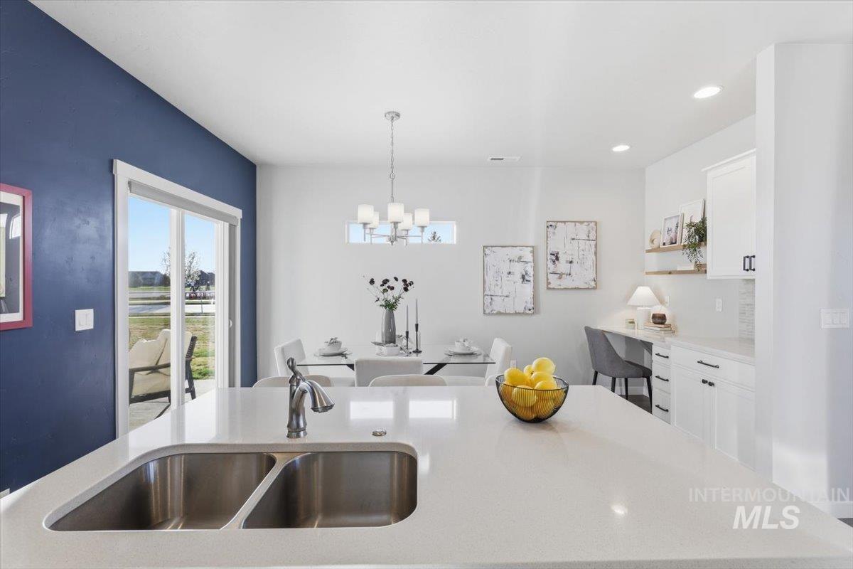 5764 W Stadium Ln, Eagle, Idaho 83616, 3 Bedrooms, 2.5 Bathrooms, Residential For Sale, Price $427,900, 98979521