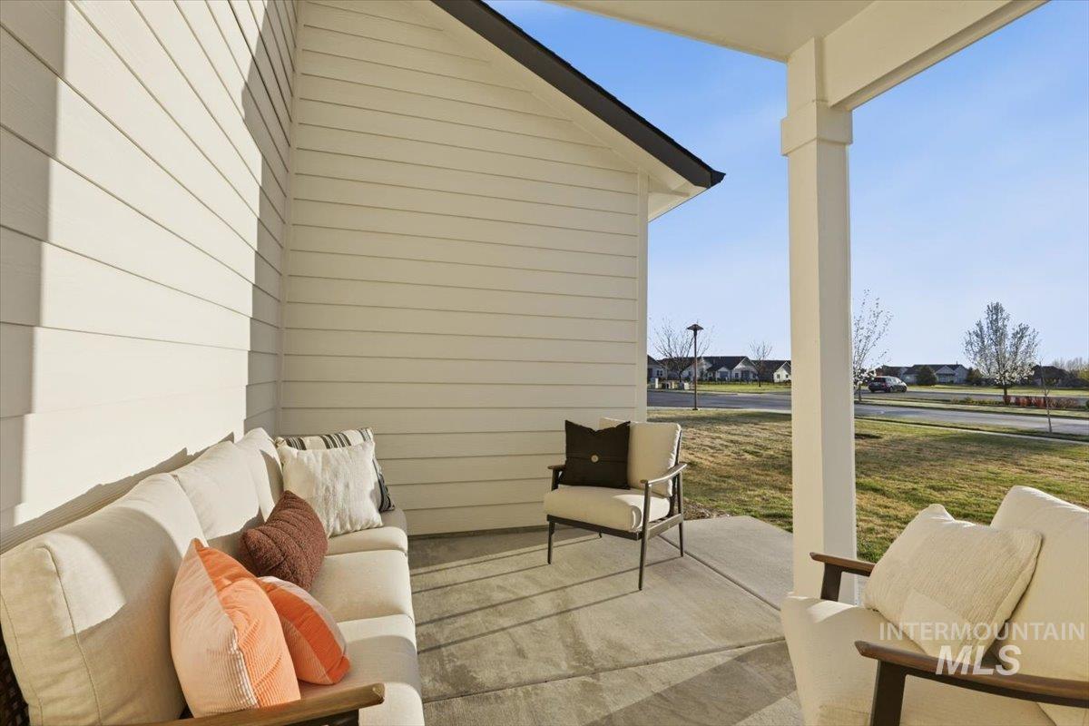 5764 W Stadium Ln, Eagle, Idaho 83616, 3 Bedrooms, 2.5 Bathrooms, Residential For Sale, Price $427,900, 98979521