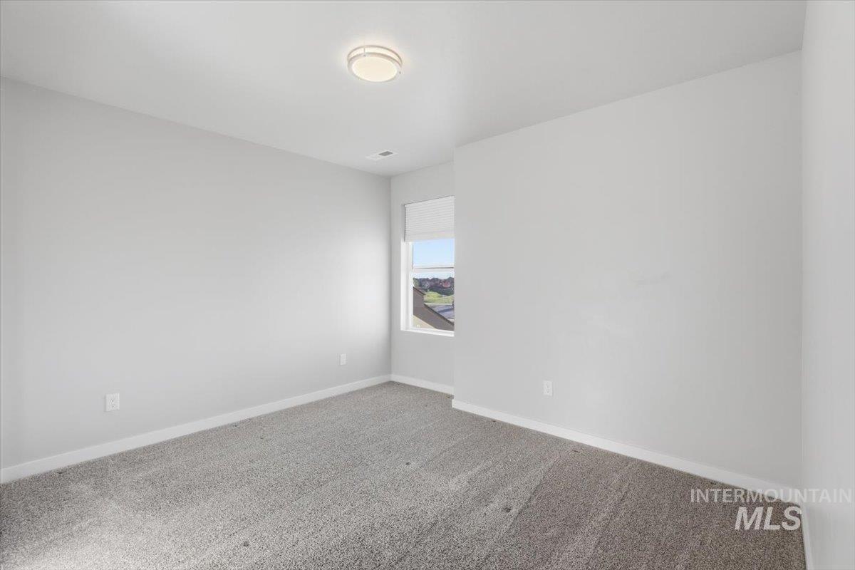 5764 W Stadium Ln, Eagle, Idaho 83616, 3 Bedrooms, 2.5 Bathrooms, Residential For Sale, Price $427,900, 98979521